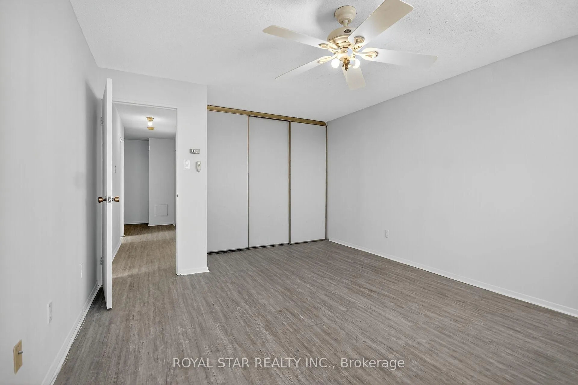 Photo 23 of Unit 414, 2650 Southvale Crescent, Ottawa, Sheffield Glen/Industrial Park — HOMEH