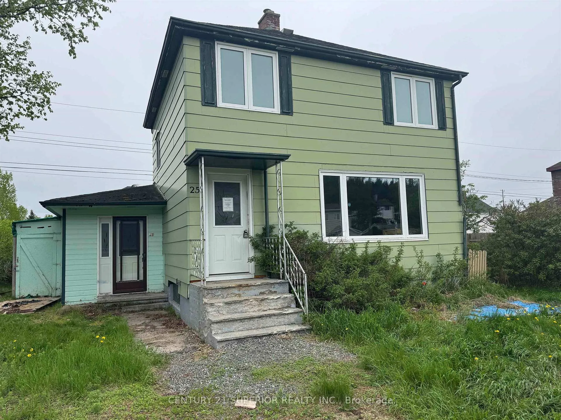 Photo 2 of 25 Ross Avenue, Marathon — HOMEH