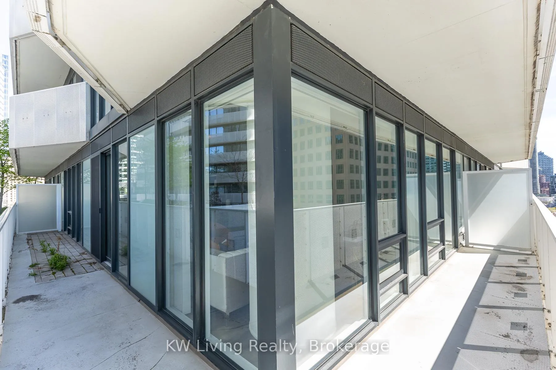Photo 37 of Unit 1010, 88 Harbour Street, Toronto, Waterfront Communities — HOMEH