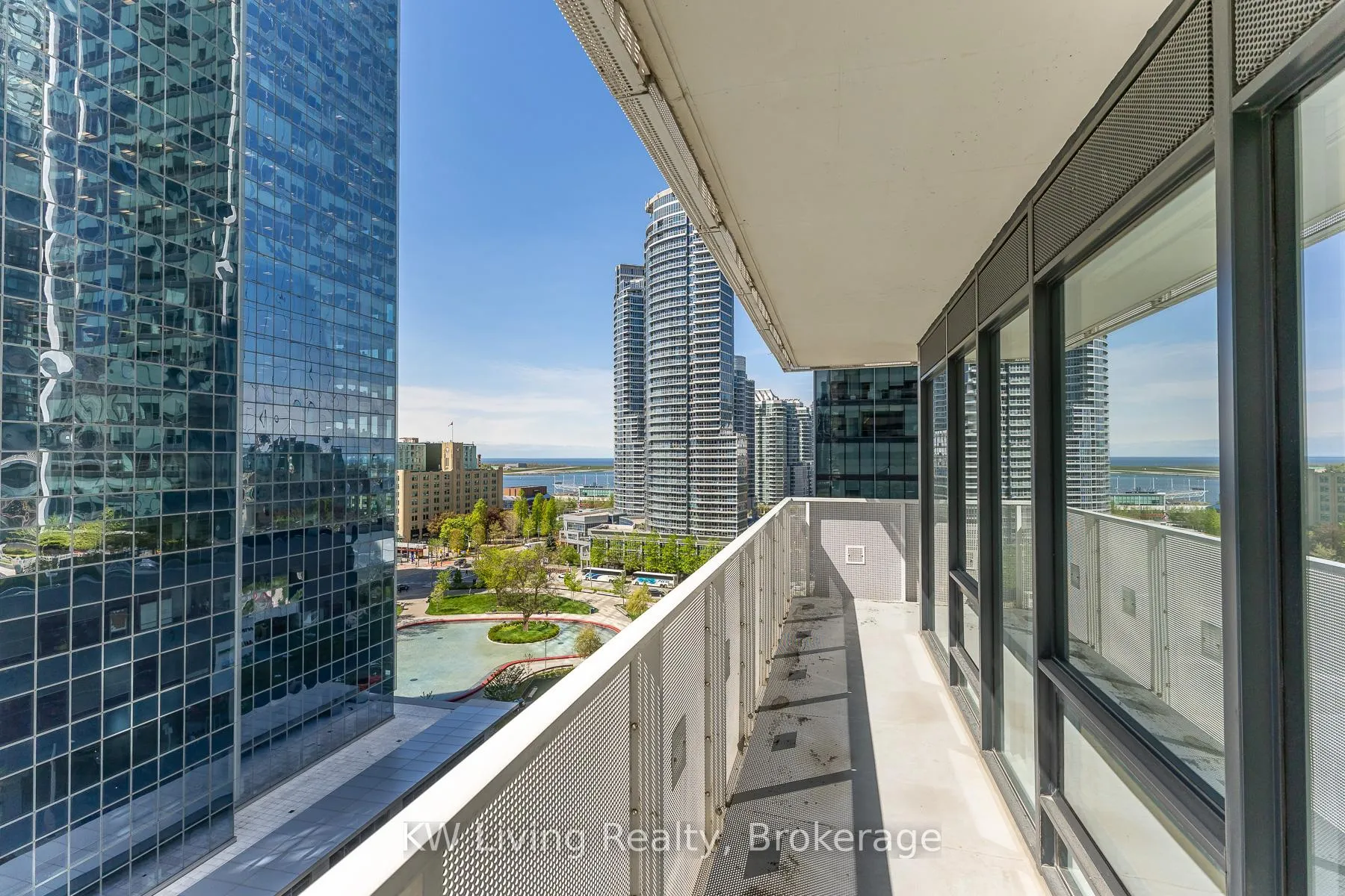 Photo 43 of Unit 1010, 88 Harbour Street, Toronto, Waterfront Communities — HOMEH