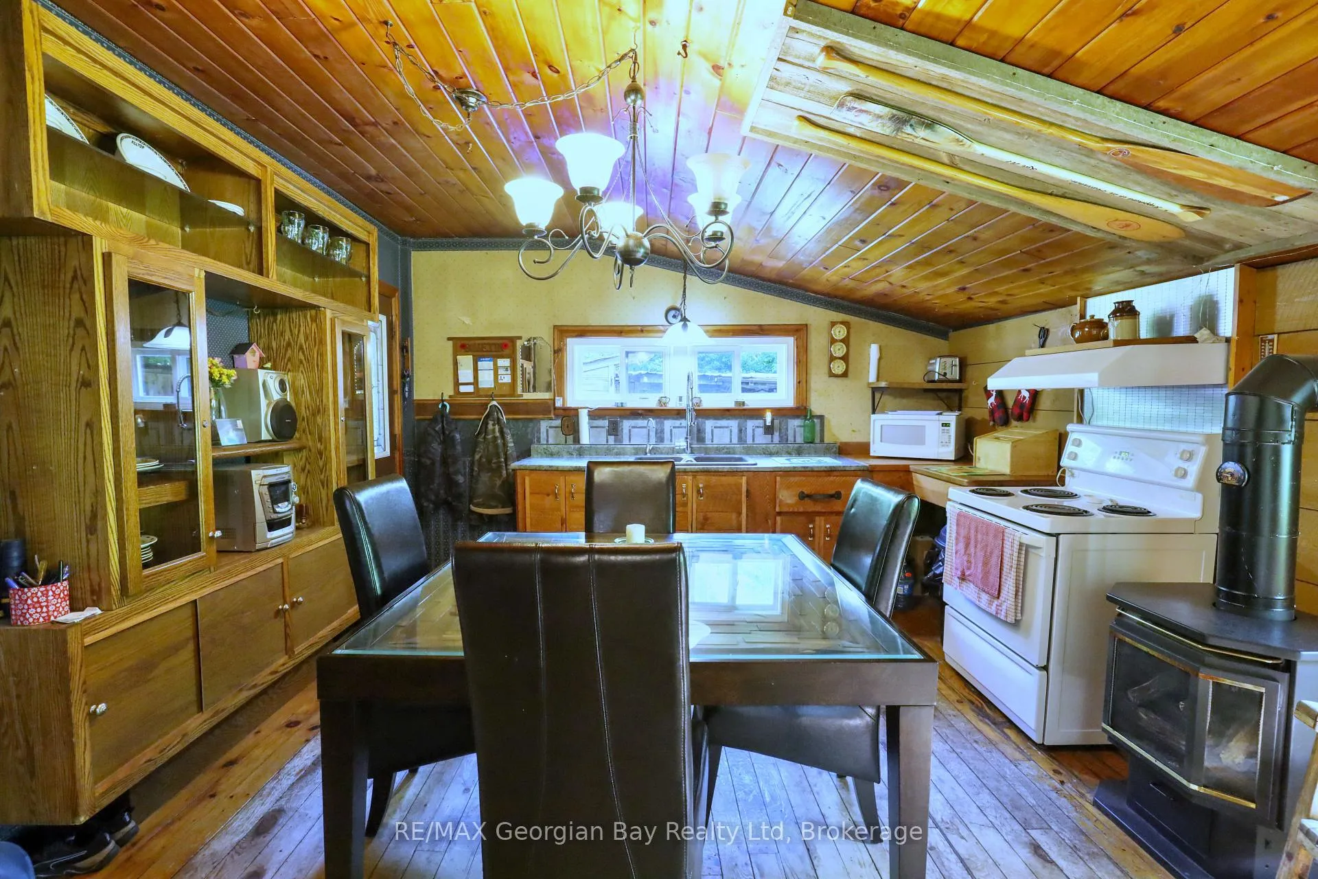 Photo 8 of 1445 Cedar Point Road, Tiny, Rural Tiny — HOMEH