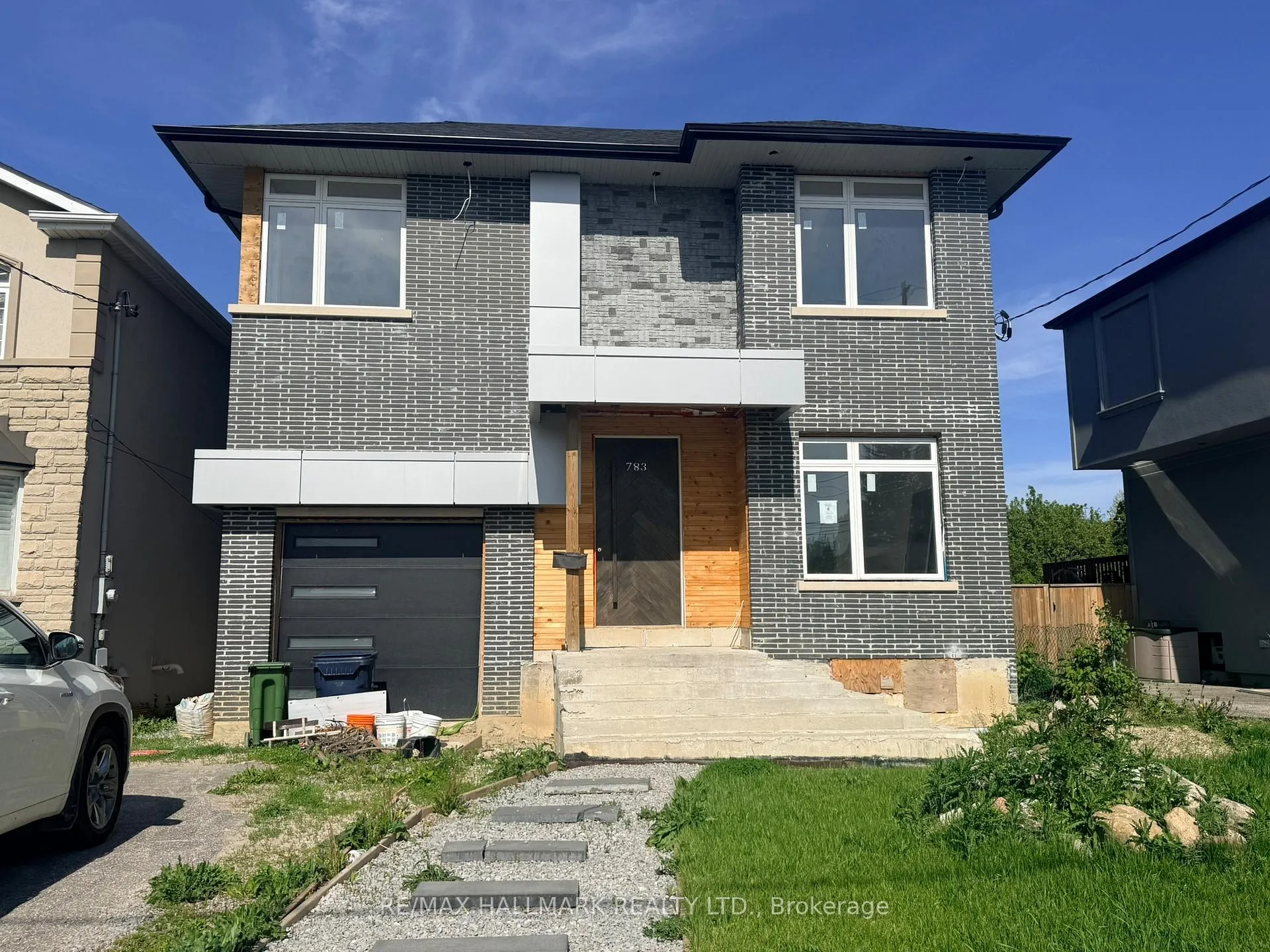Photo 1 of 783 Midland Avenue, Scarborough, Kennedy Park — HOMEH