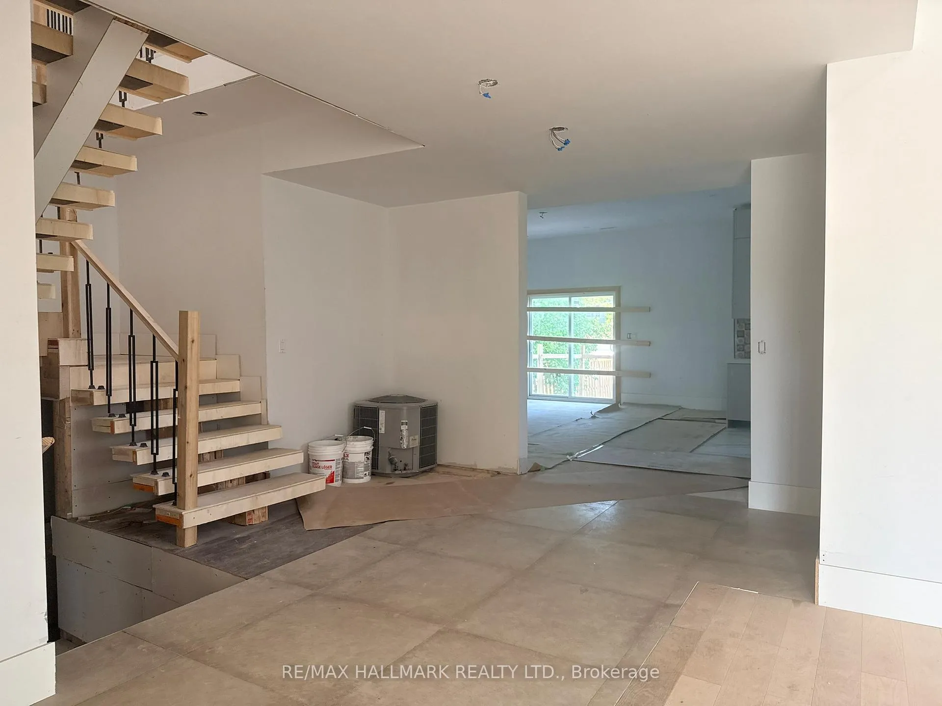 Photo 5 of 783 Midland Avenue, Scarborough, Kennedy Park — HOMEH
