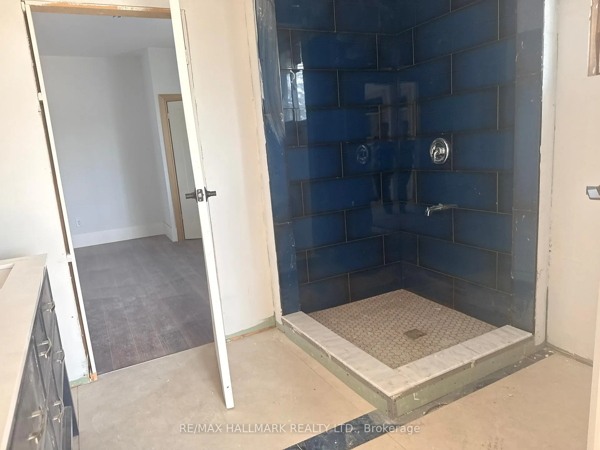 Photo 30 of 783 Midland Avenue, Scarborough, Kennedy Park — HOMEH
