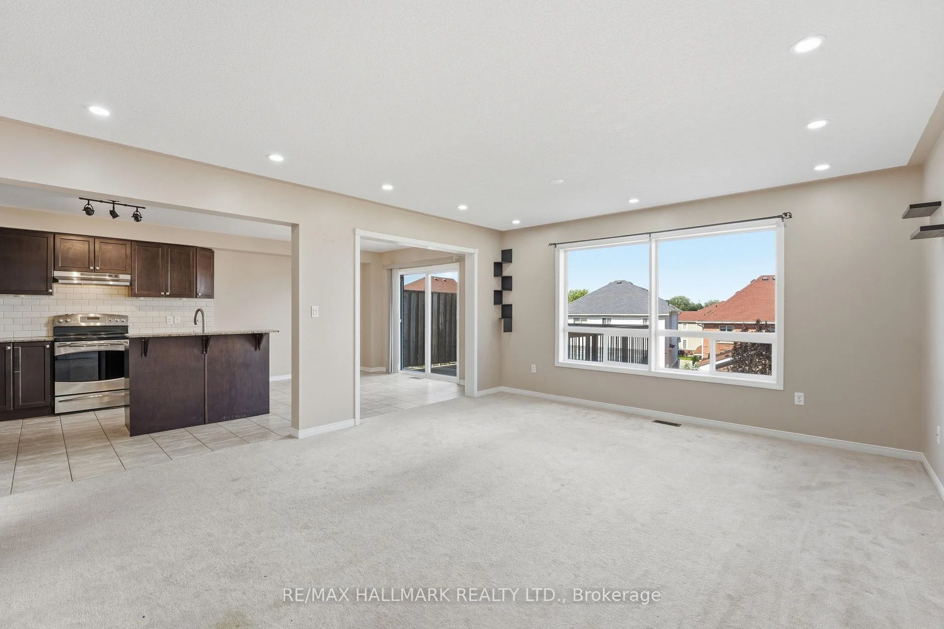 Photo 57 of 1259 Meath Drive, Oshawa, Pinecrest — HOMEH