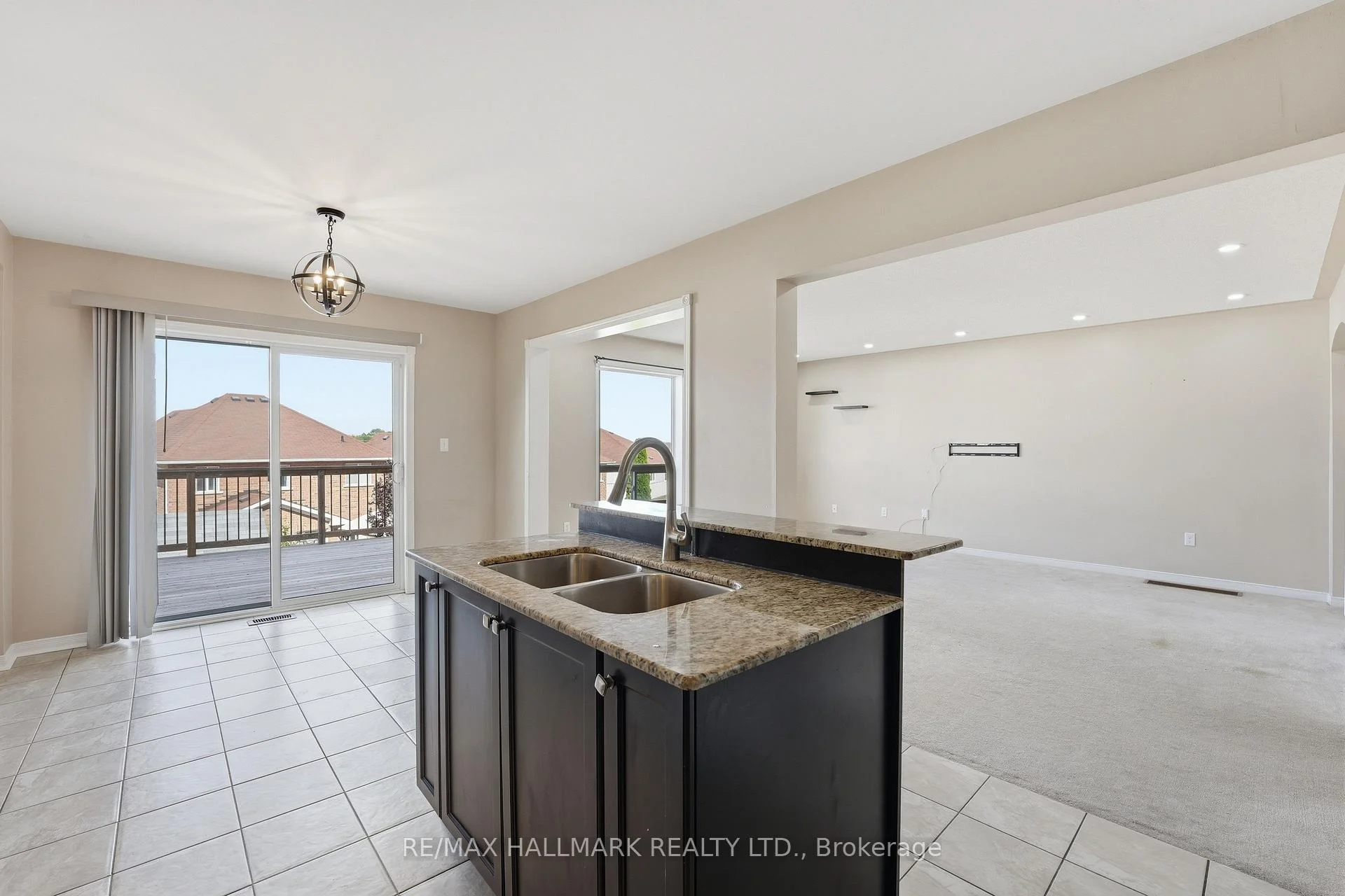 Photo 12 of 1259 Meath Drive, Oshawa, Pinecrest — HOMEH