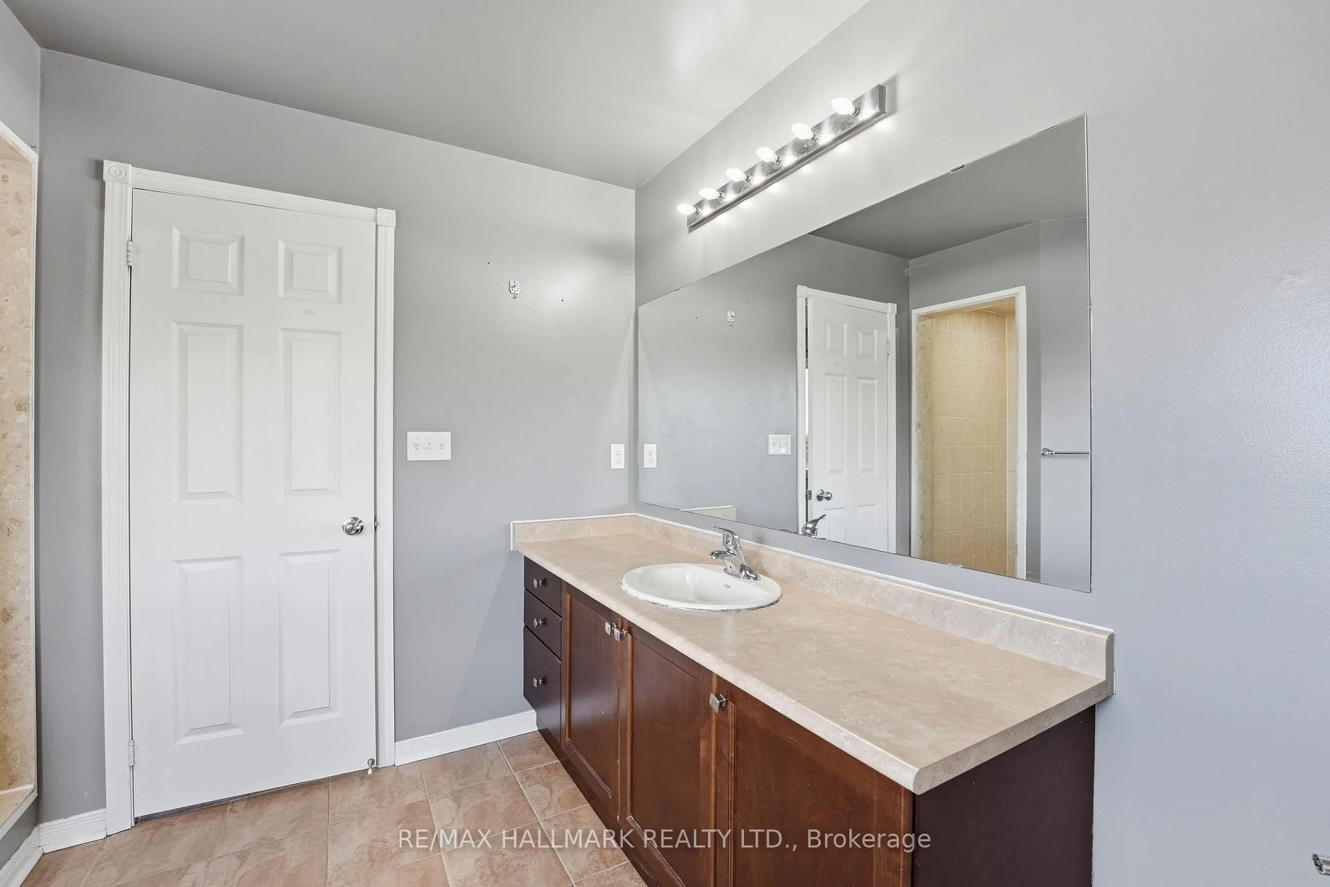 Photo 28 of 1259 Meath Drive, Oshawa, Pinecrest — HOMEH