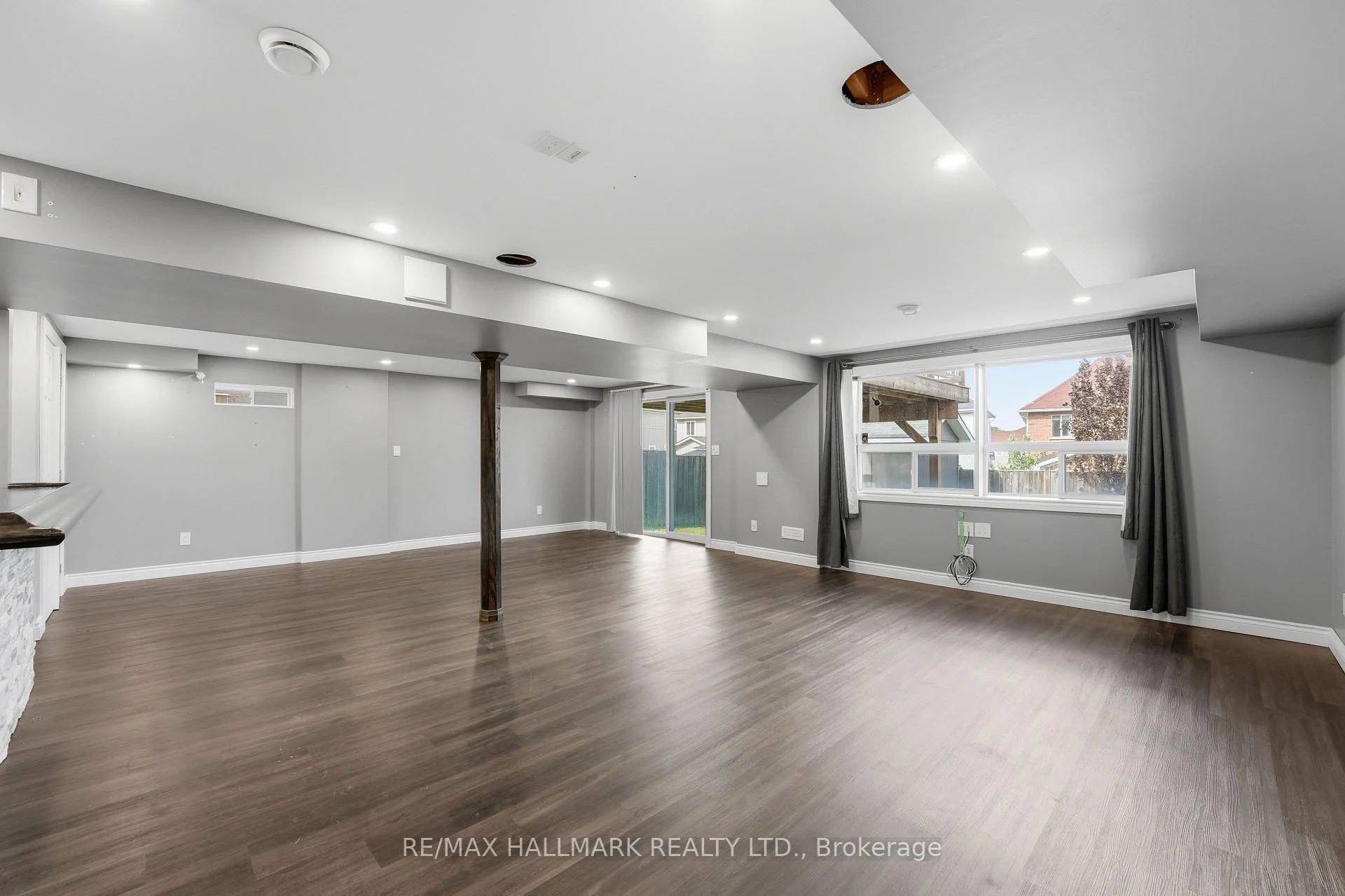 Photo 35 of 1259 Meath Drive, Oshawa, Pinecrest — HOMEH