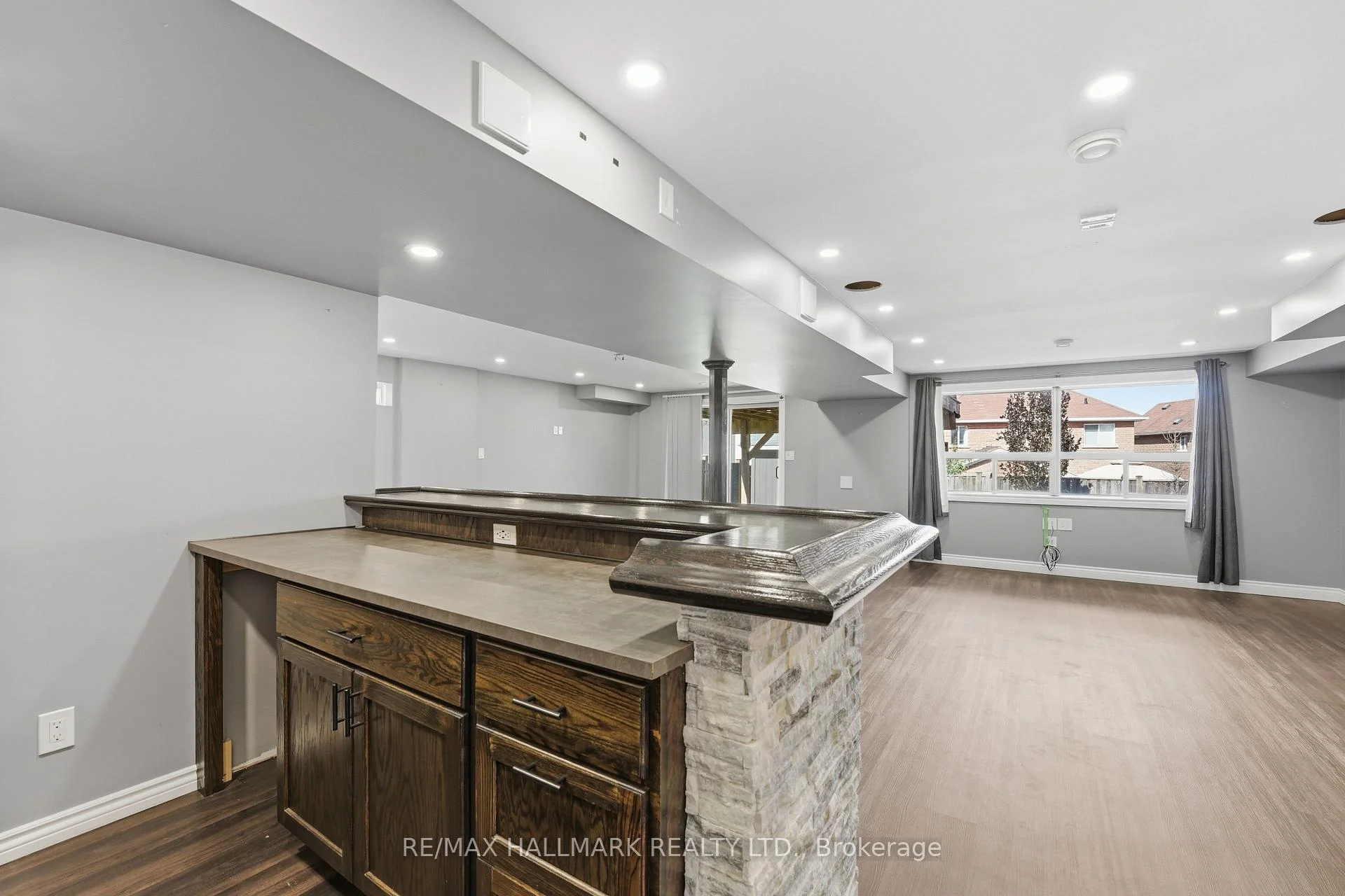 Photo 37 of 1259 Meath Drive, Oshawa, Pinecrest — HOMEH