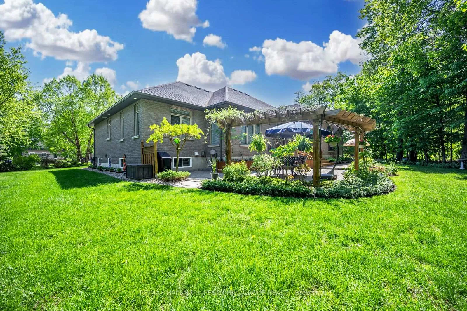 Photo 24 of 2 Hilltop Court, Springwater, Snow Valley — HOMEH