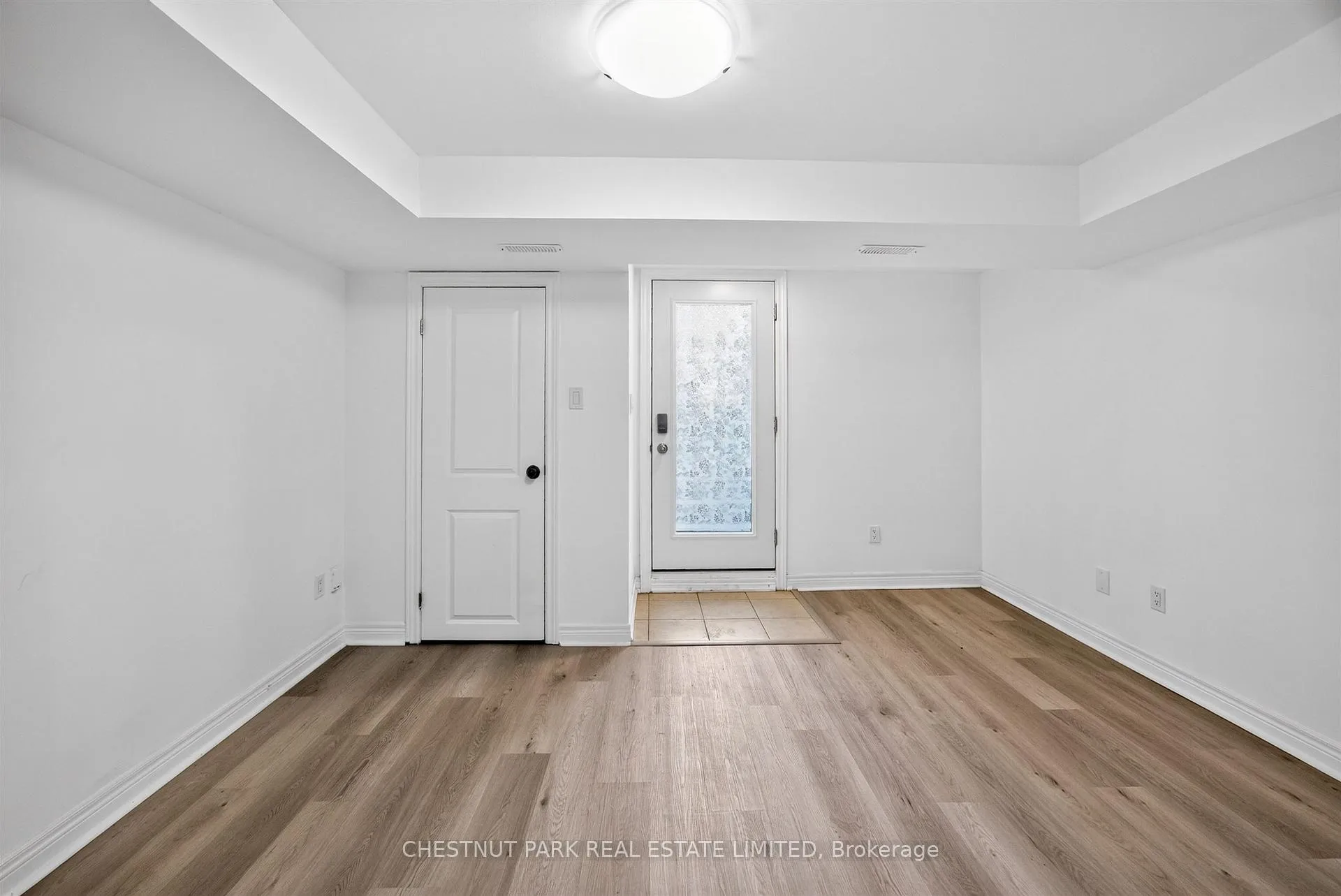 Photo 12 of Unit Lower, 2823 St Clair Avenue E, Toronto, O'Connor-Parkview — HOMEH