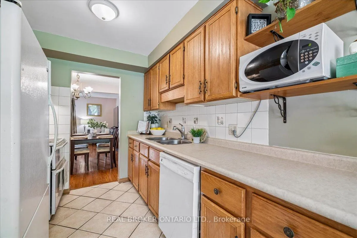 Photo 6 of 36 Braeheid Avenue, Hamilton, Waterdown — HOMEH
