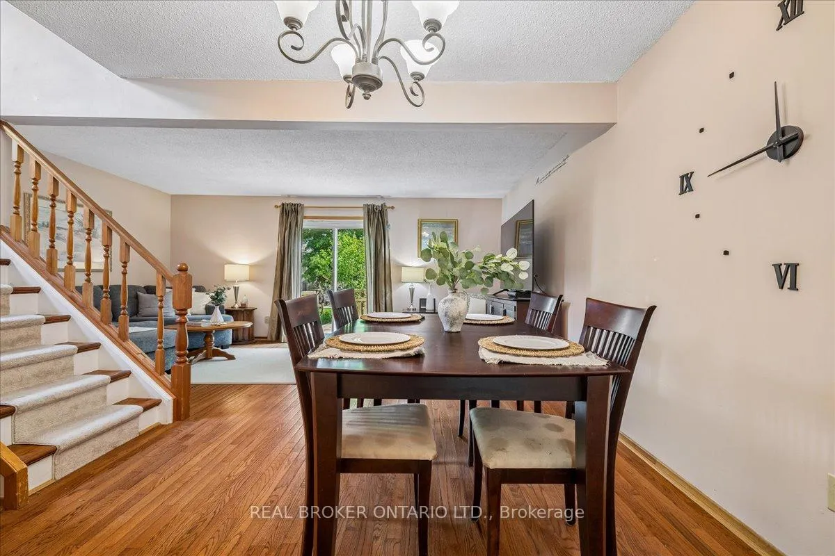 Photo 10 of 36 Braeheid Avenue, Hamilton, Waterdown — HOMEH