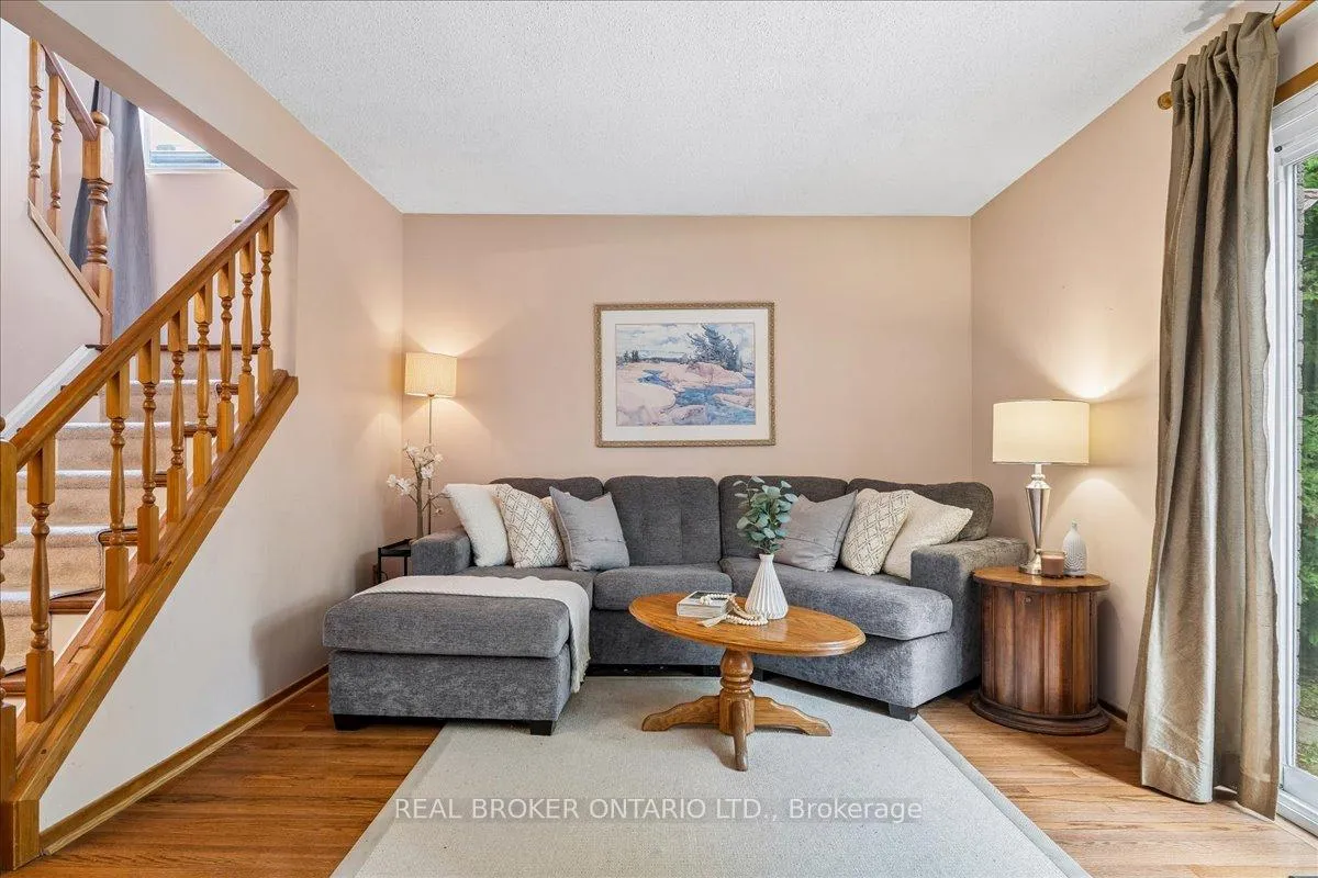Photo 15 of 36 Braeheid Avenue, Hamilton, Waterdown — HOMEH