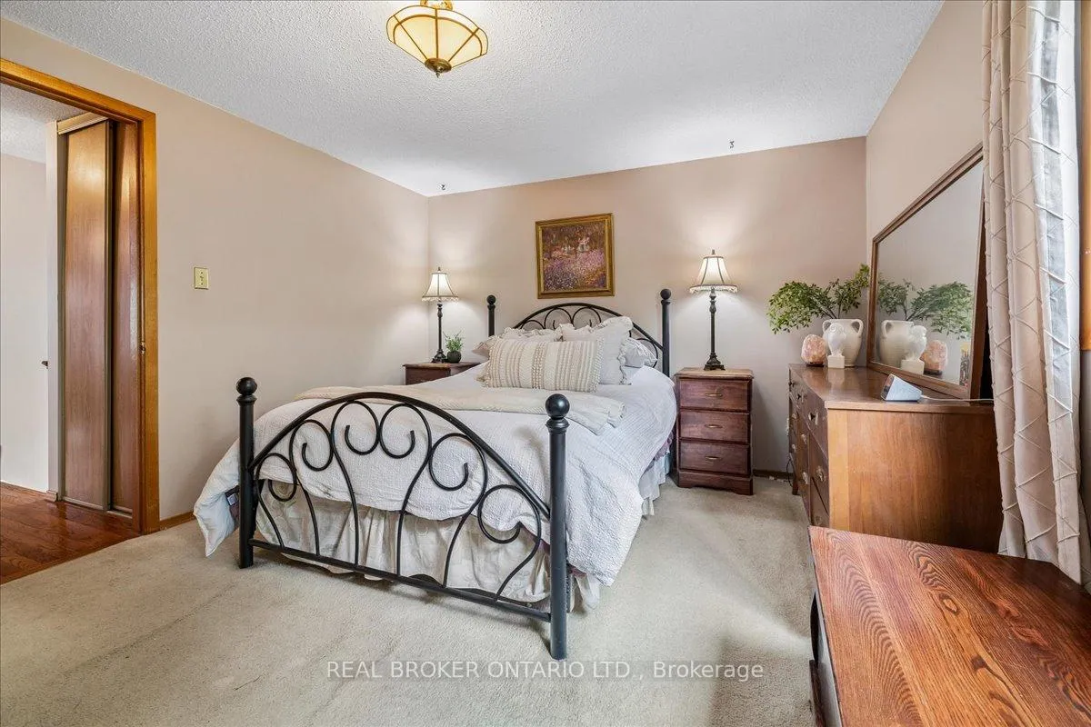 Photo 20 of 36 Braeheid Avenue, Hamilton, Waterdown — HOMEH