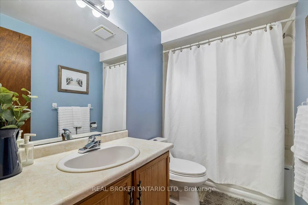 Photo 26 of 36 Braeheid Avenue, Hamilton, Waterdown — HOMEH