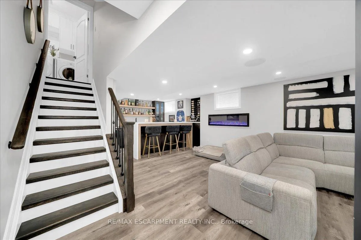 Photo 39 of 1228 Fox Crescent, Milton, Dempsey — HOMEH