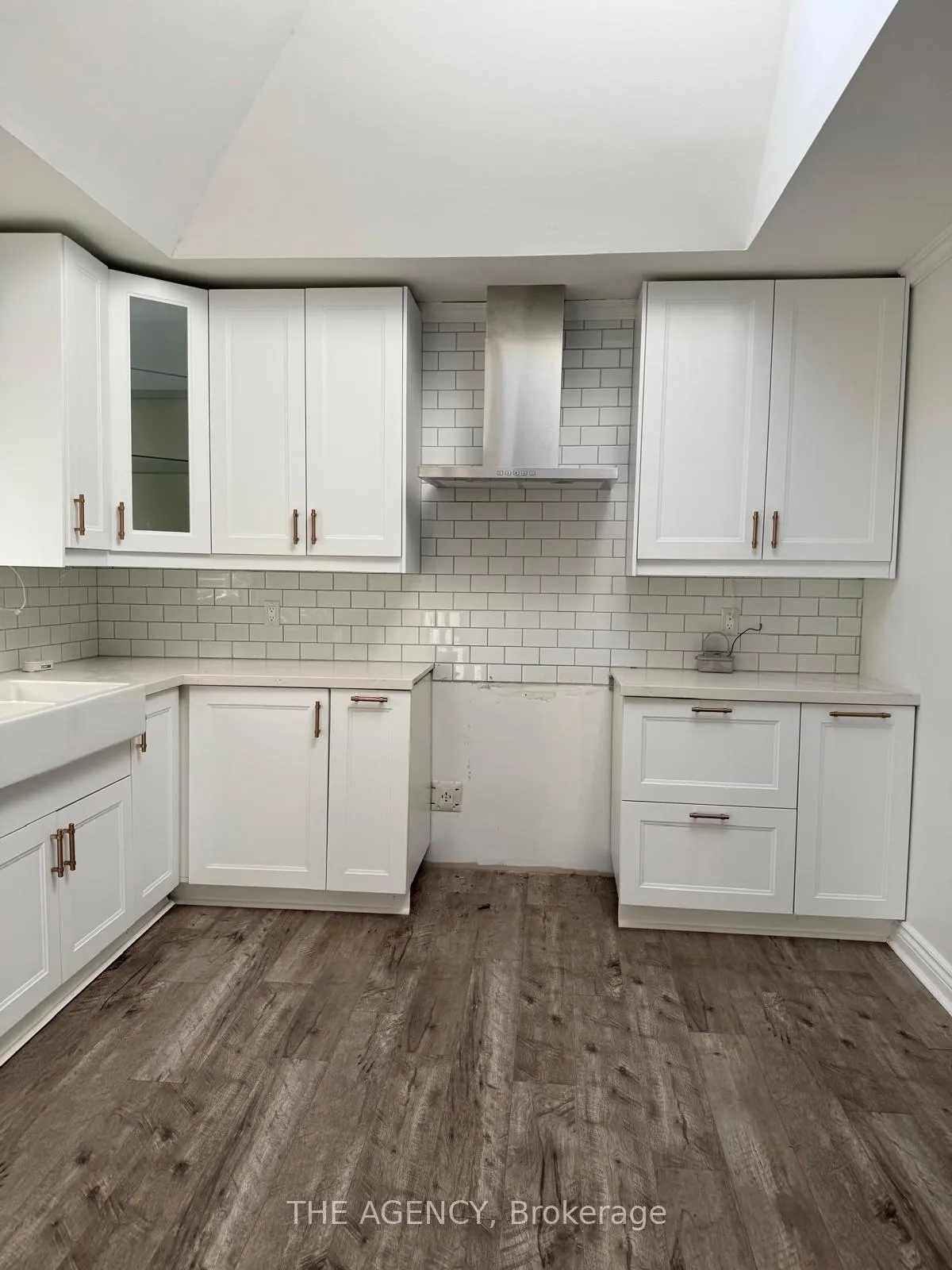 Photo 14 of 1910 Glendale Drive, Pickering, Liverpool — HOMEH