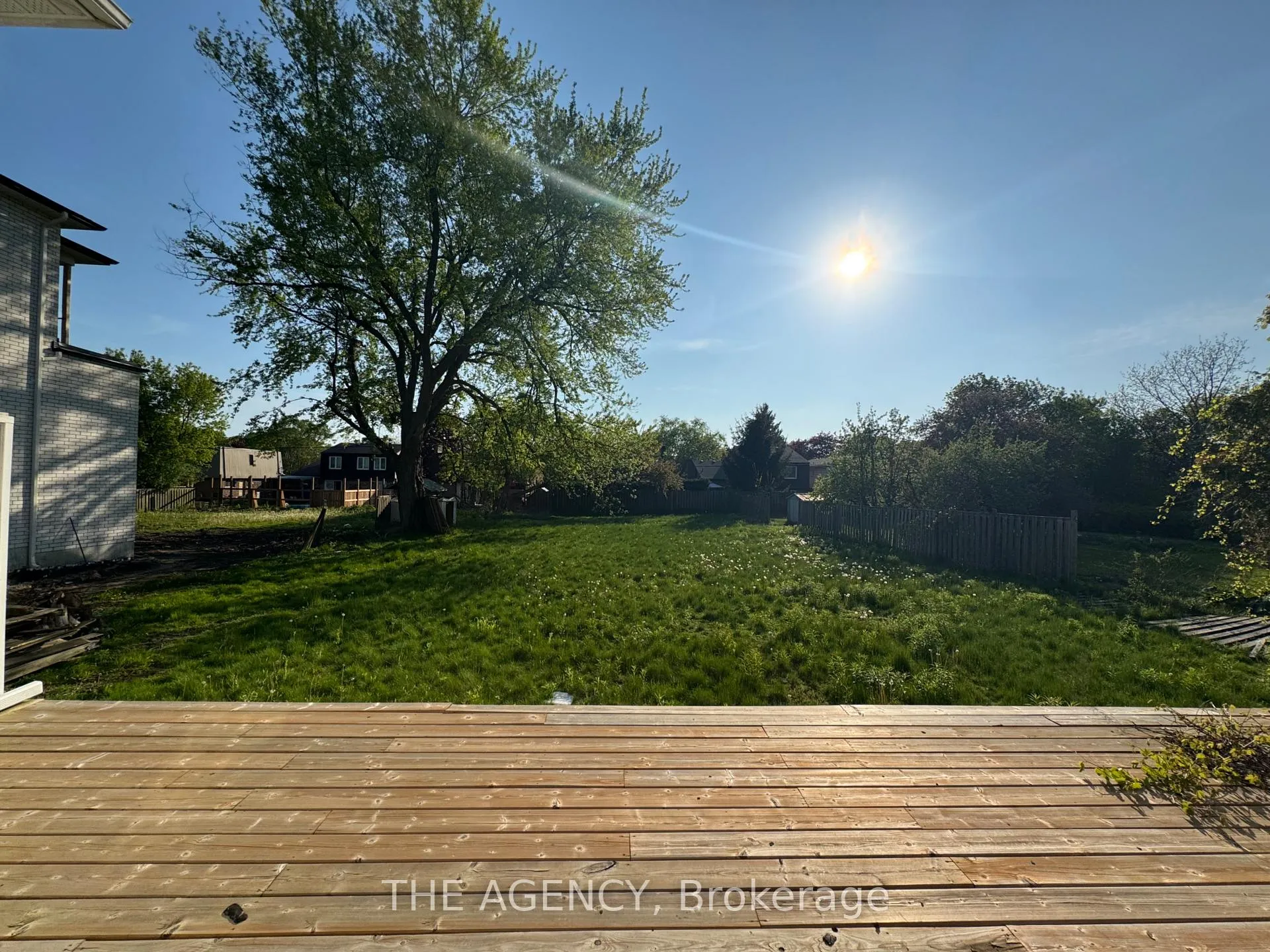 Photo 25 of 1910 Glendale Drive, Pickering, Liverpool — HOMEH