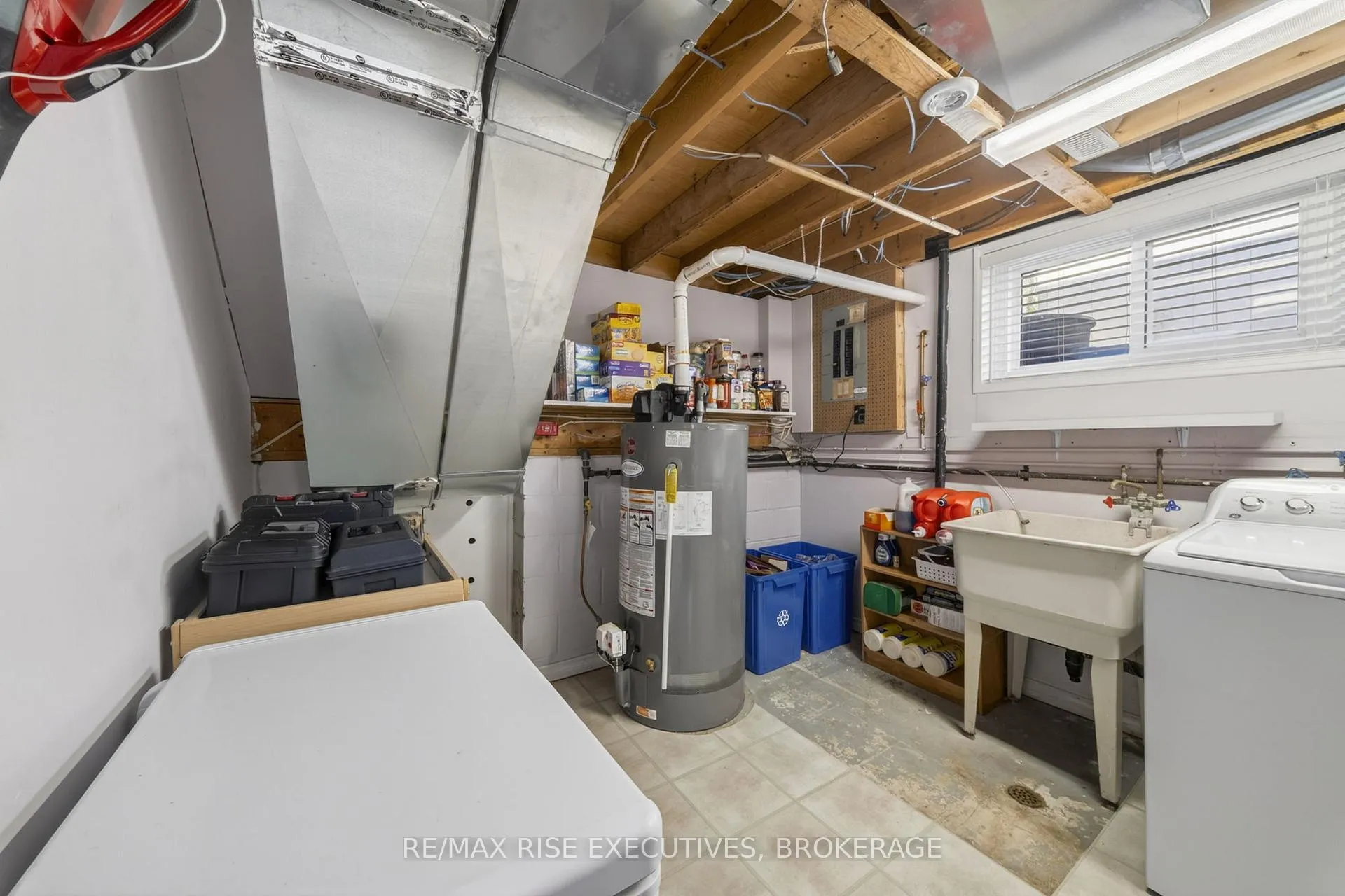 Photo 26 of 1089 Pinewood Place, Kingston, City Northwest — HOMEH