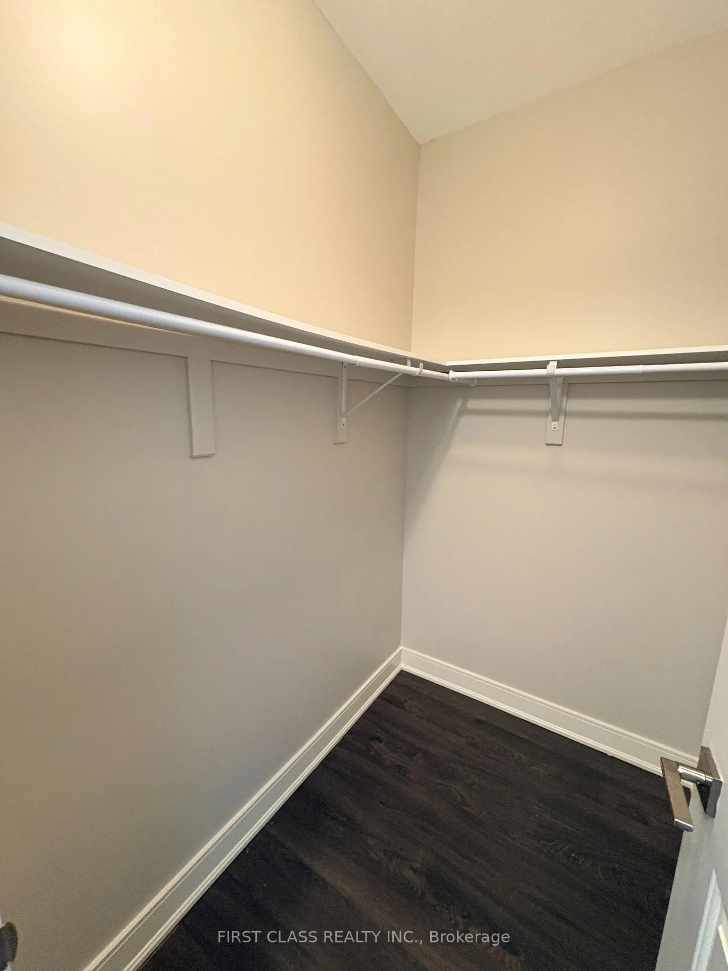 Photo 29 of Unit 504, 150 Main Street W, Hamilton, Central — HOMEH
