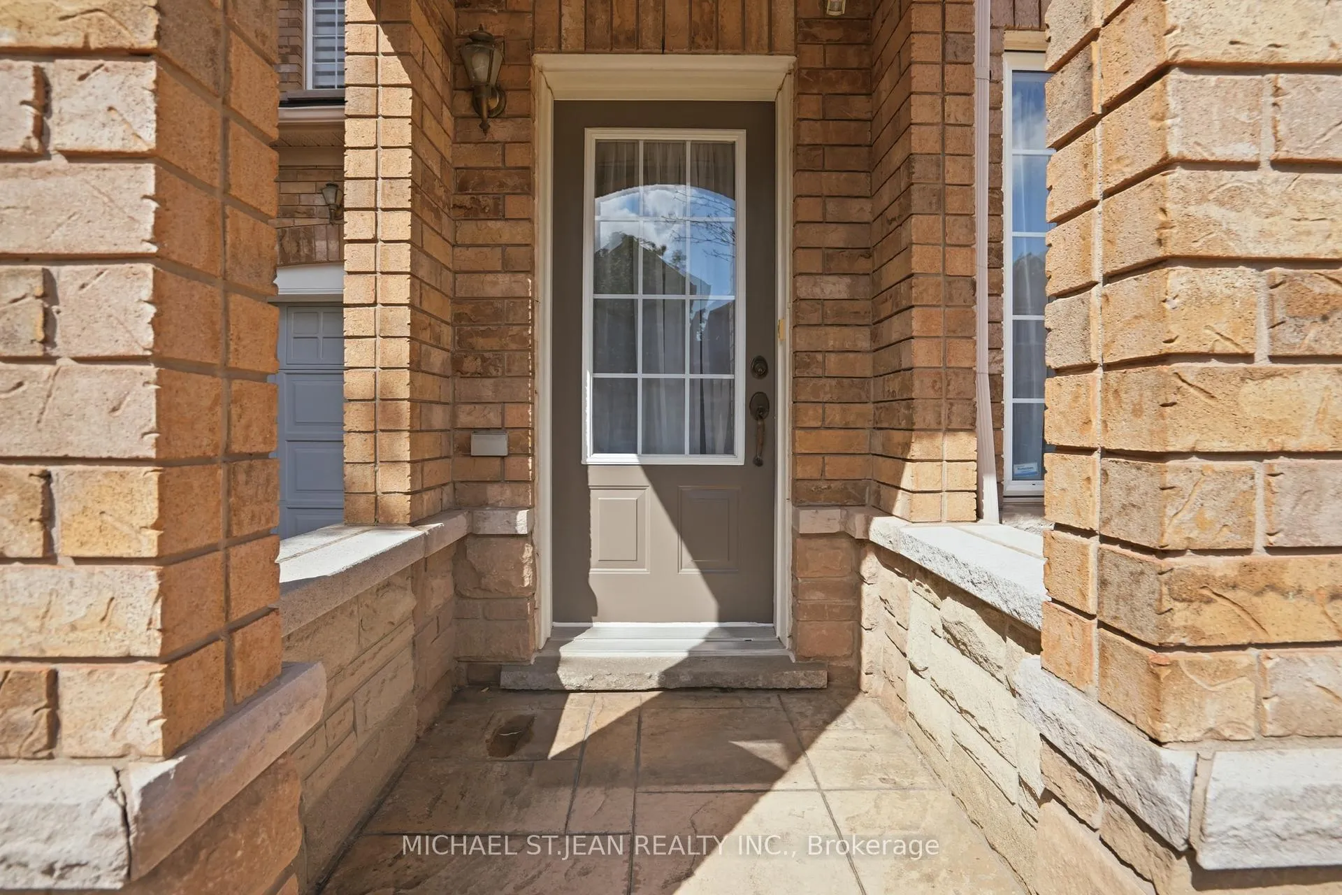 Photo 3 of 2393 Curtis Road, Burlington, Orchard — HOMEH