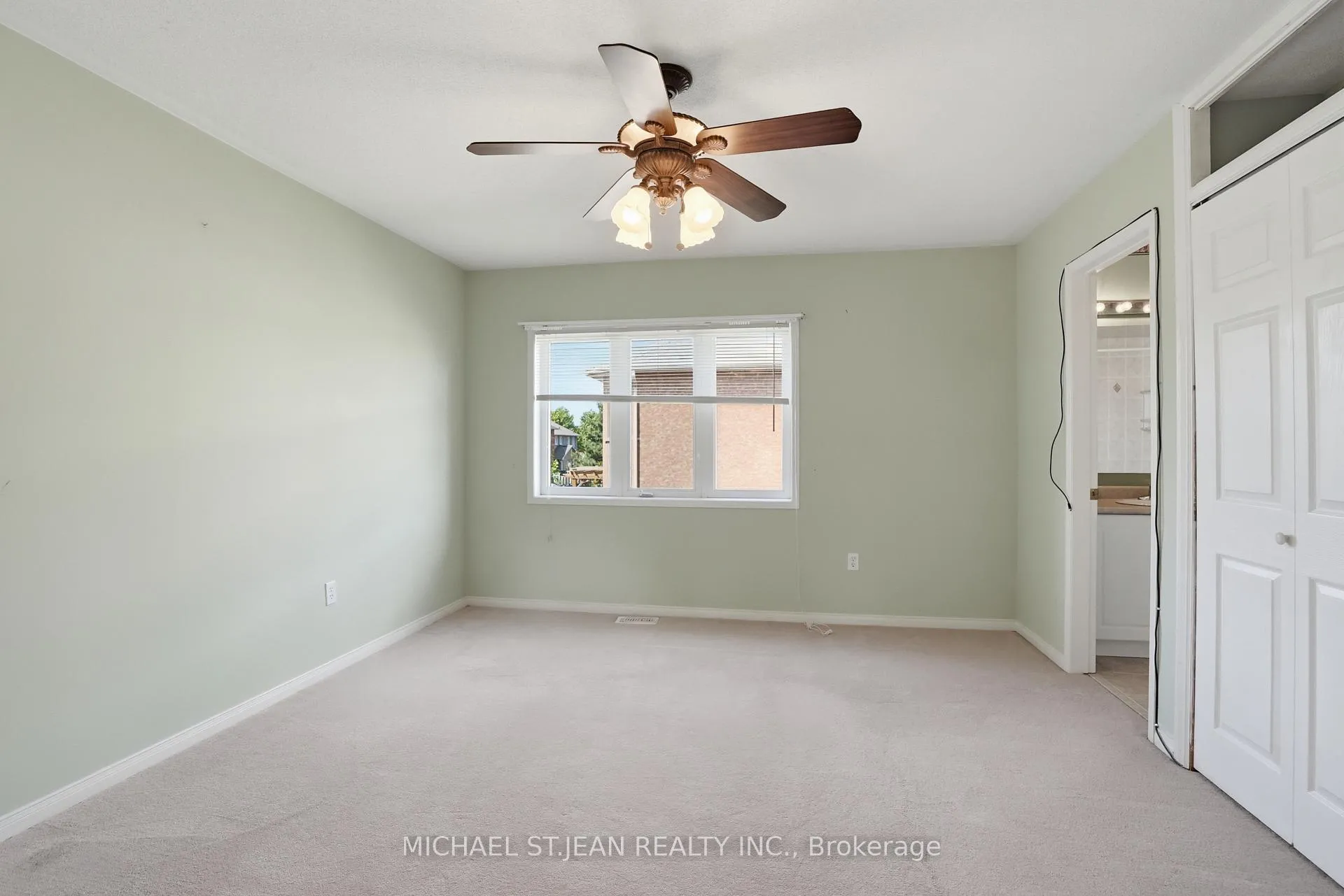 Photo 17 of 2393 Curtis Road, Burlington, Orchard — HOMEH