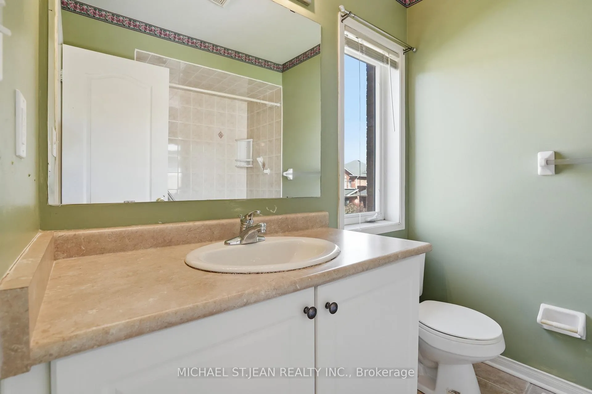 Photo 20 of 2393 Curtis Road, Burlington, Orchard — HOMEH