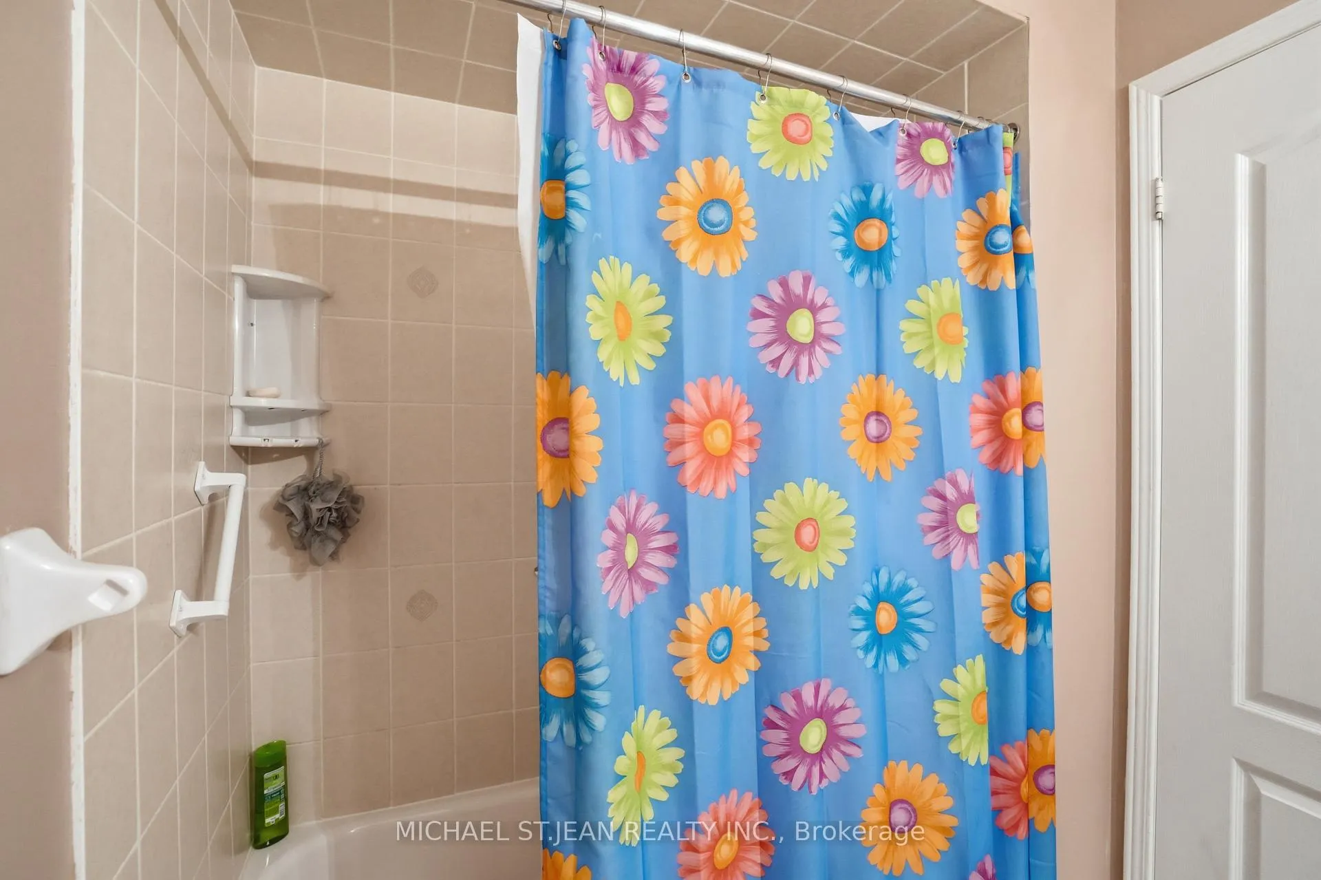 Photo 26 of 2393 Curtis Road, Burlington, Orchard — HOMEH