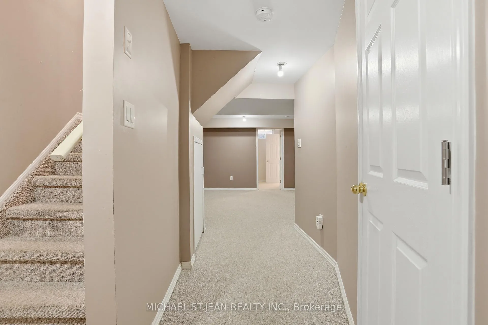 Photo 30 of 2393 Curtis Road, Burlington, Orchard — HOMEH