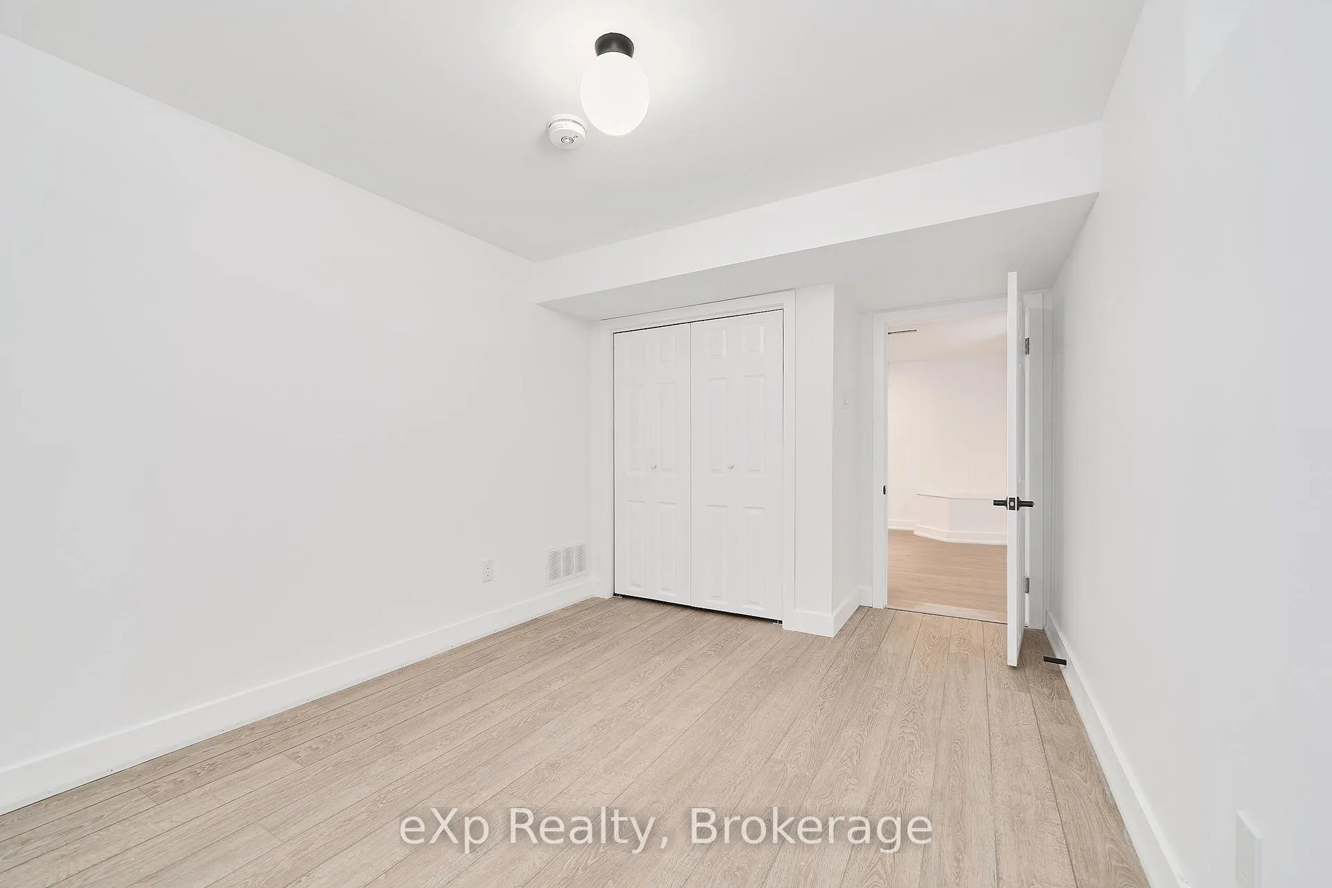 Photo 22 of 111 Riverside Drive N, Oshawa, Eastdale — HOMEH