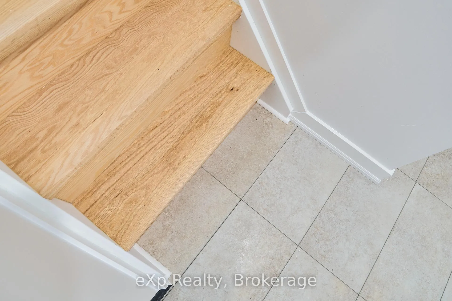 Photo 34 of 111 Riverside Drive N, Oshawa, Eastdale — HOMEH