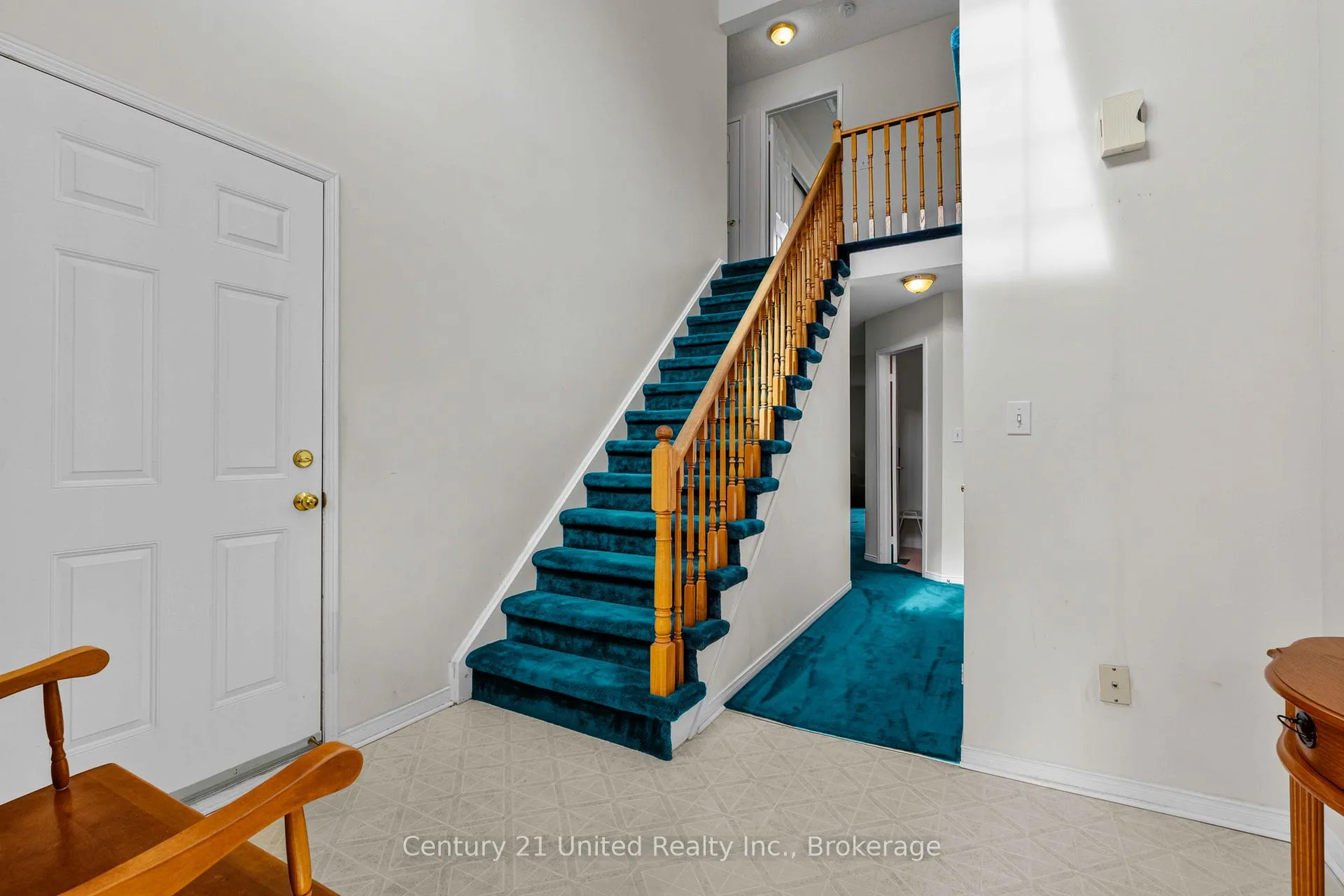 Photo 4 of 2438 Woodglade Boulevard, Peterborough, Monaghan Ward 2 — HOMEH