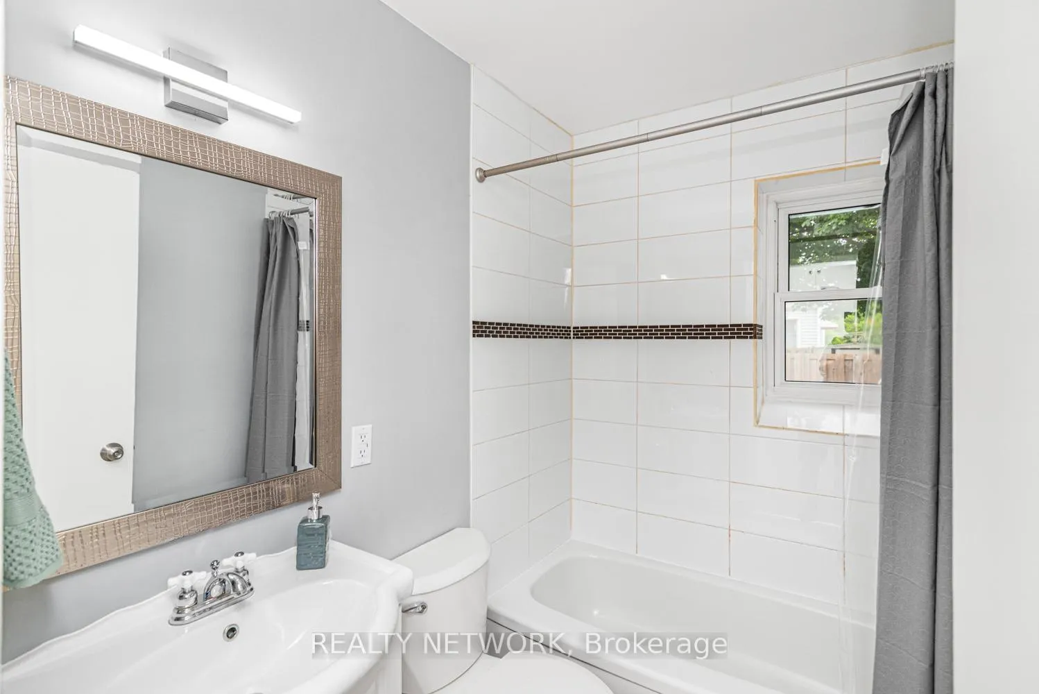 Photo 17 of 168 Berryman Avenue, St. Catharines, E. Chester — HOMEH