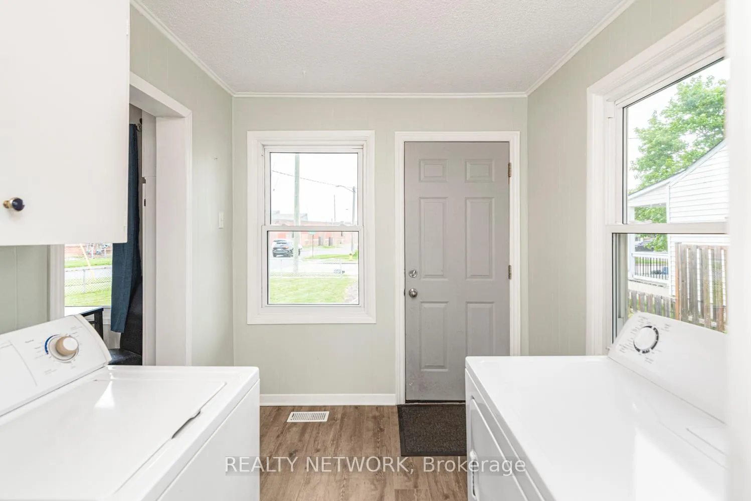Photo 20 of 168 Berryman Avenue, St. Catharines, E. Chester — HOMEH