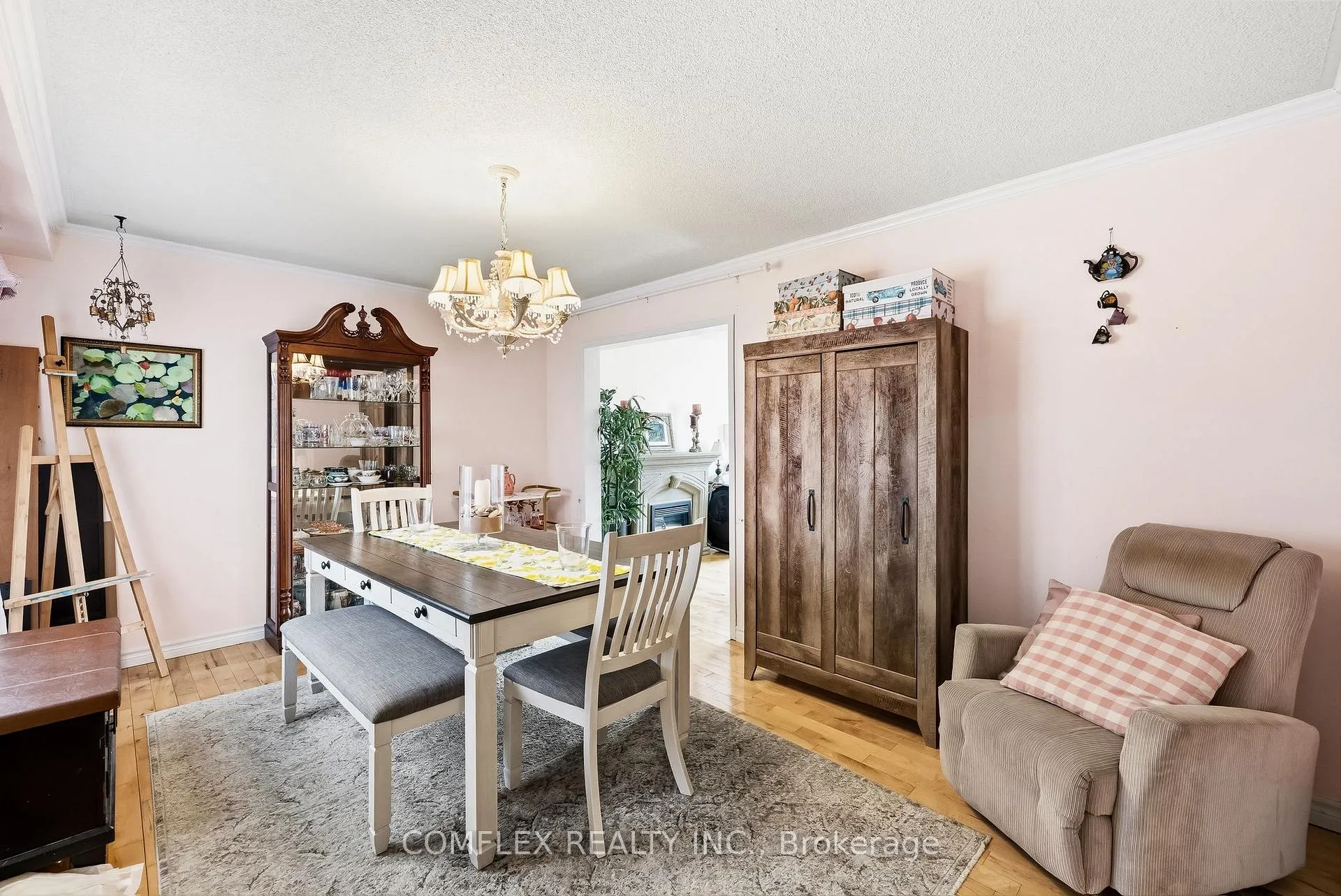 Photo 15 of 1045 Beaver Valley Crescent, Oshawa, Northglen — HOMEH