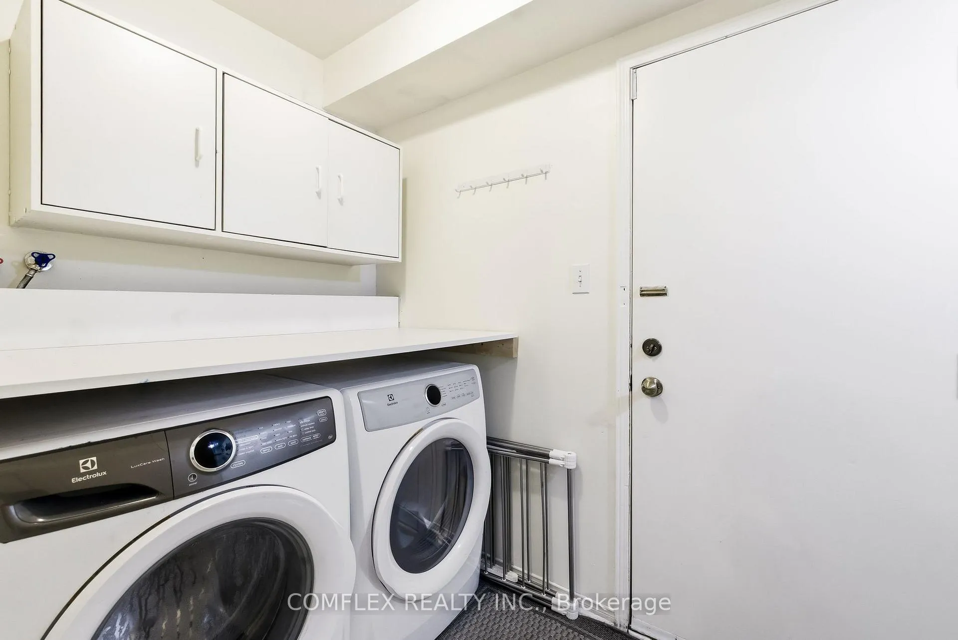Photo 26 of 1045 Beaver Valley Crescent, Oshawa, Northglen — HOMEH