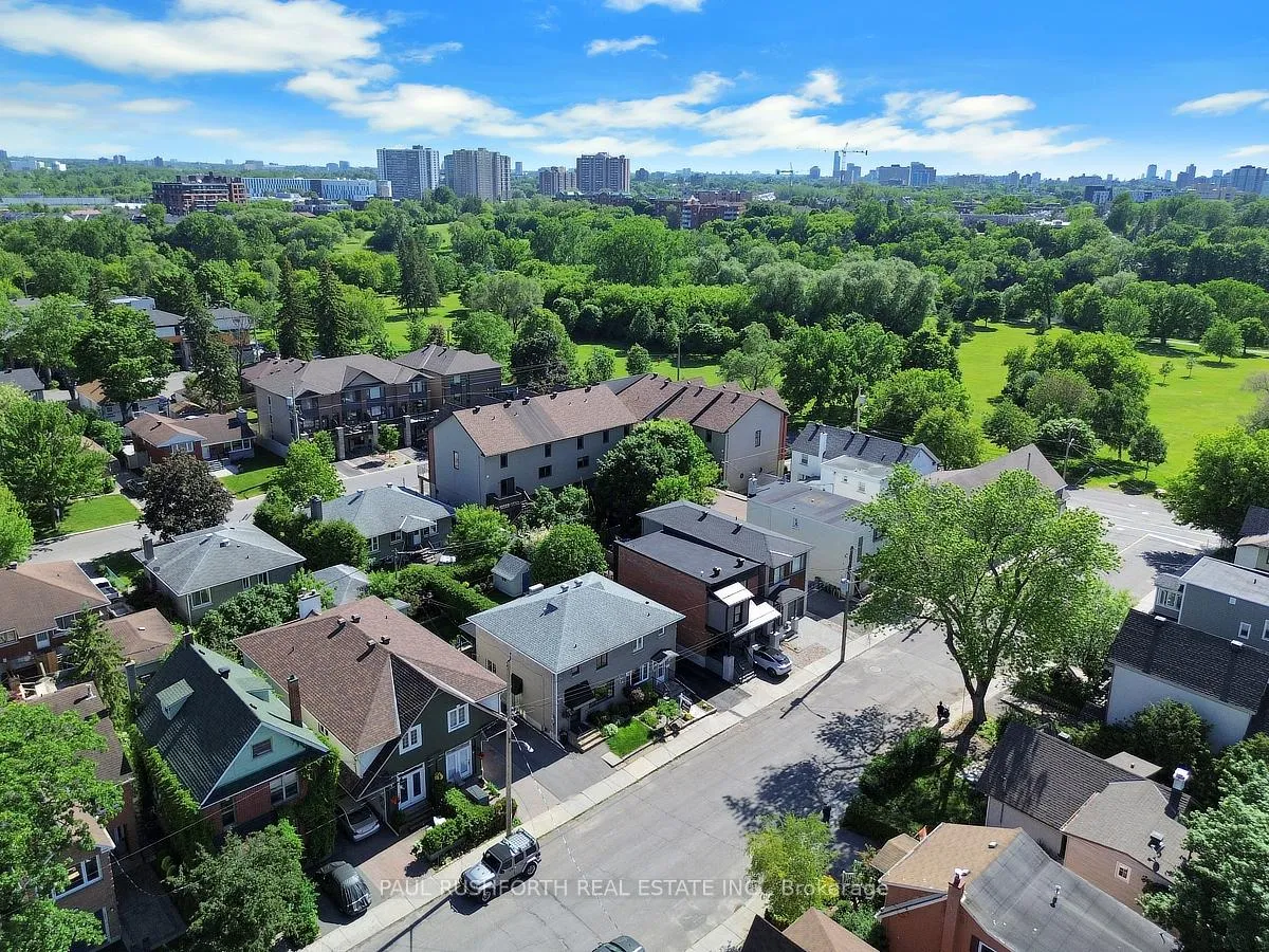 Photo 3 of 10 Prince Albert Street, Ottawa, Overbrook — HOMEH