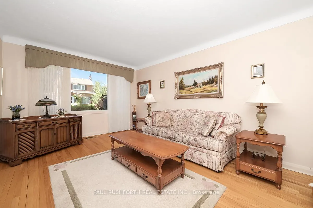 Photo 5 of 10 Prince Albert Street, Ottawa, Overbrook — HOMEH