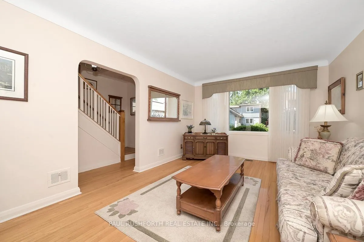 Photo 6 of 10 Prince Albert Street, Ottawa, Overbrook — HOMEH