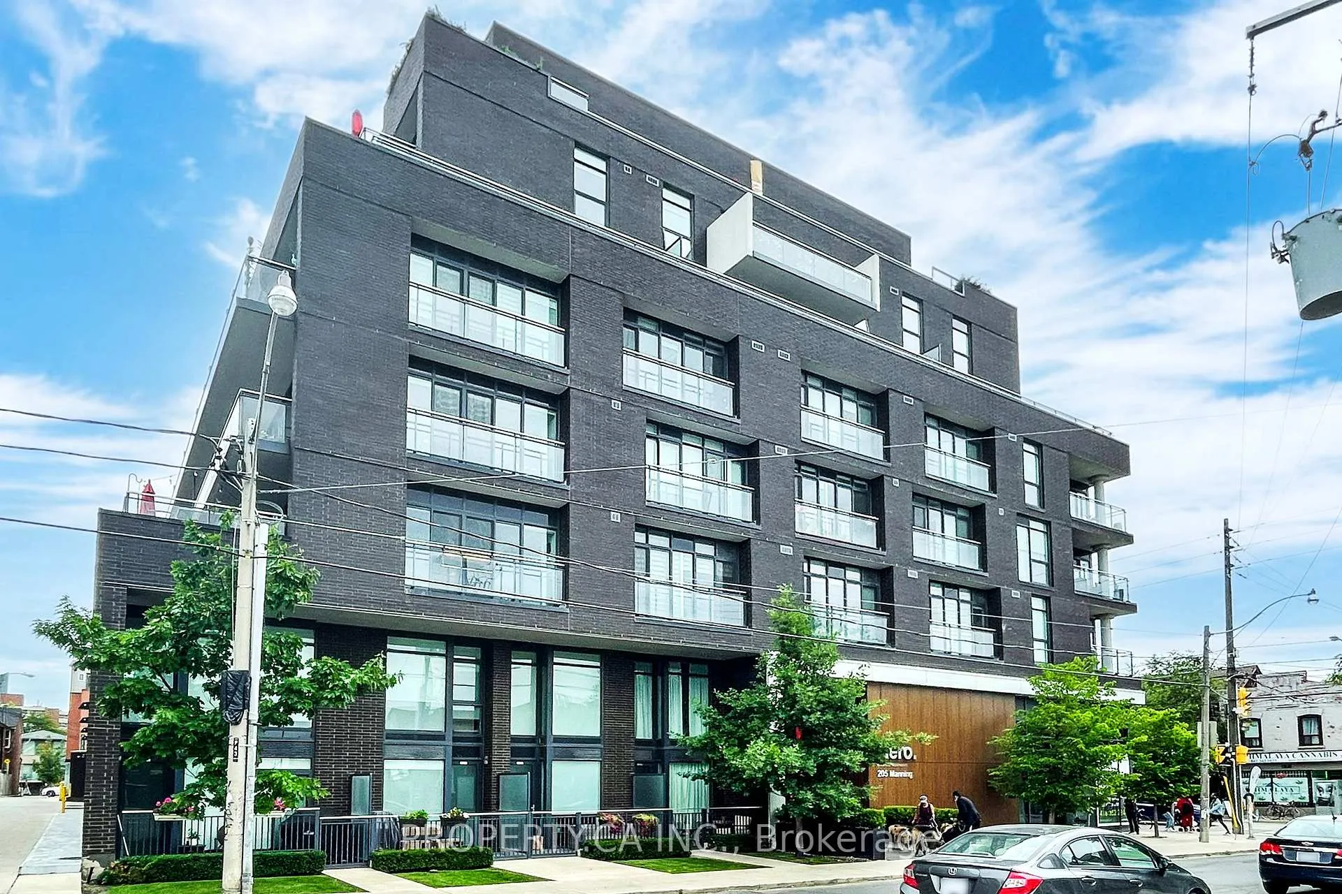 Photo 3 of Unit 403, 205 Manning Avenue, Toronto, Trinity-Bellwoods — HOMEH