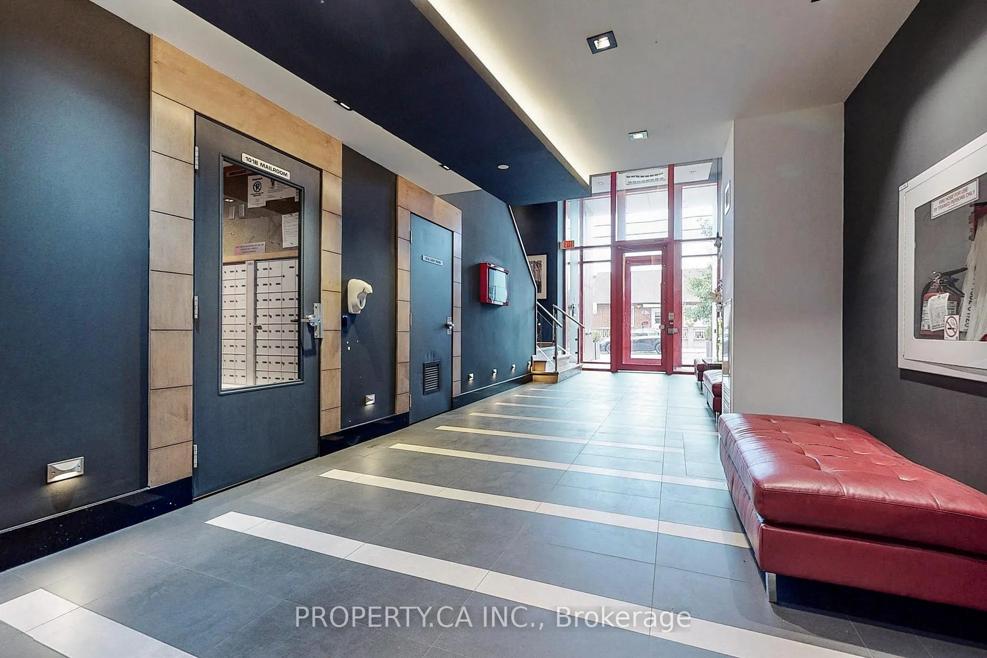 Photo 9 of Unit 403, 205 Manning Avenue, Toronto, Trinity-Bellwoods — HOMEH