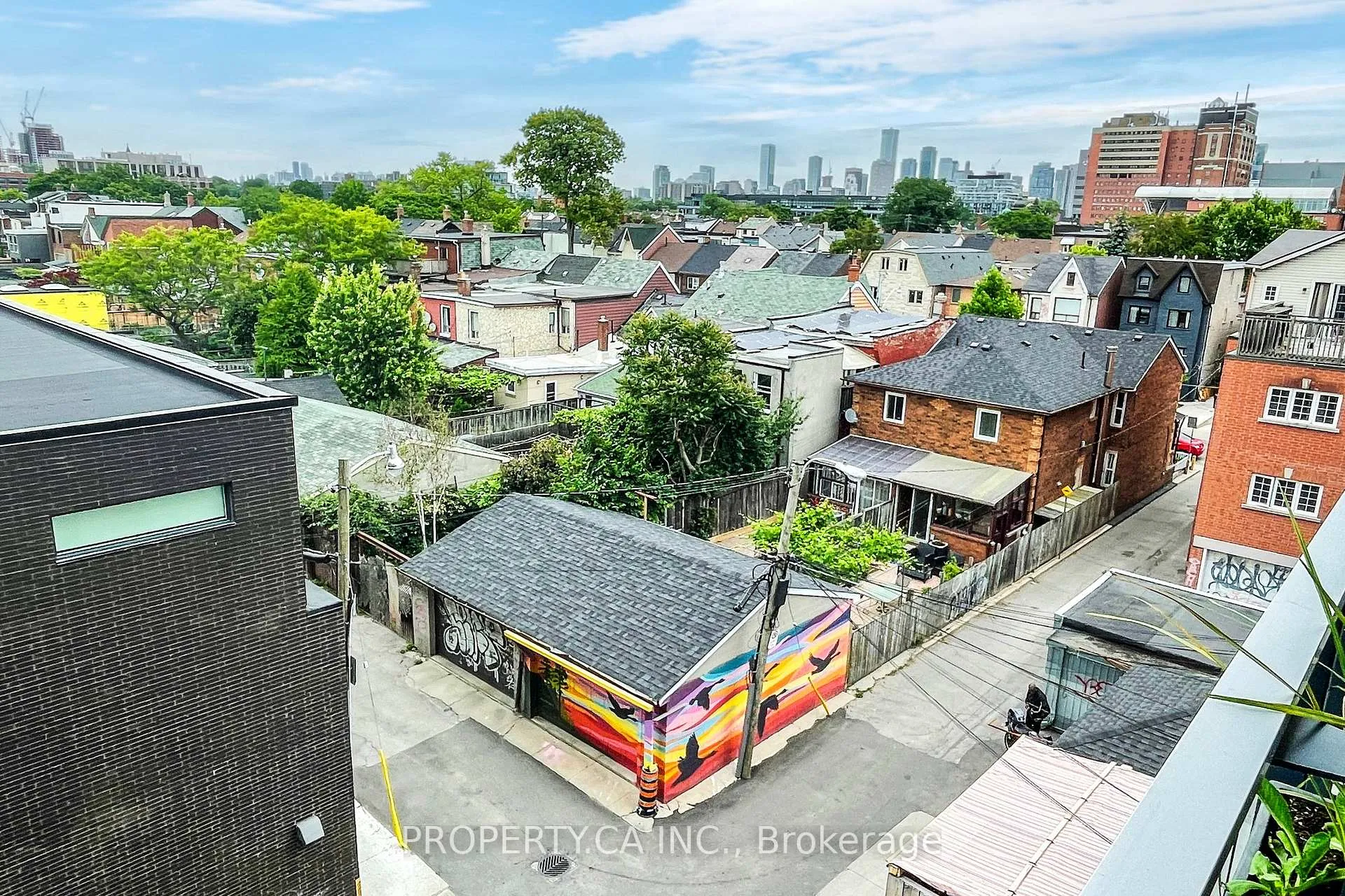 Photo 38 of Unit 403, 205 Manning Avenue, Toronto, Trinity-Bellwoods — HOMEH