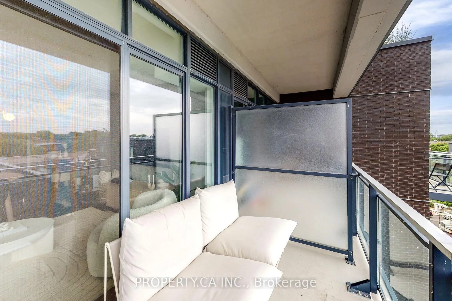 Photo 39 of Unit 403, 205 Manning Avenue, Toronto, Trinity-Bellwoods — HOMEH
