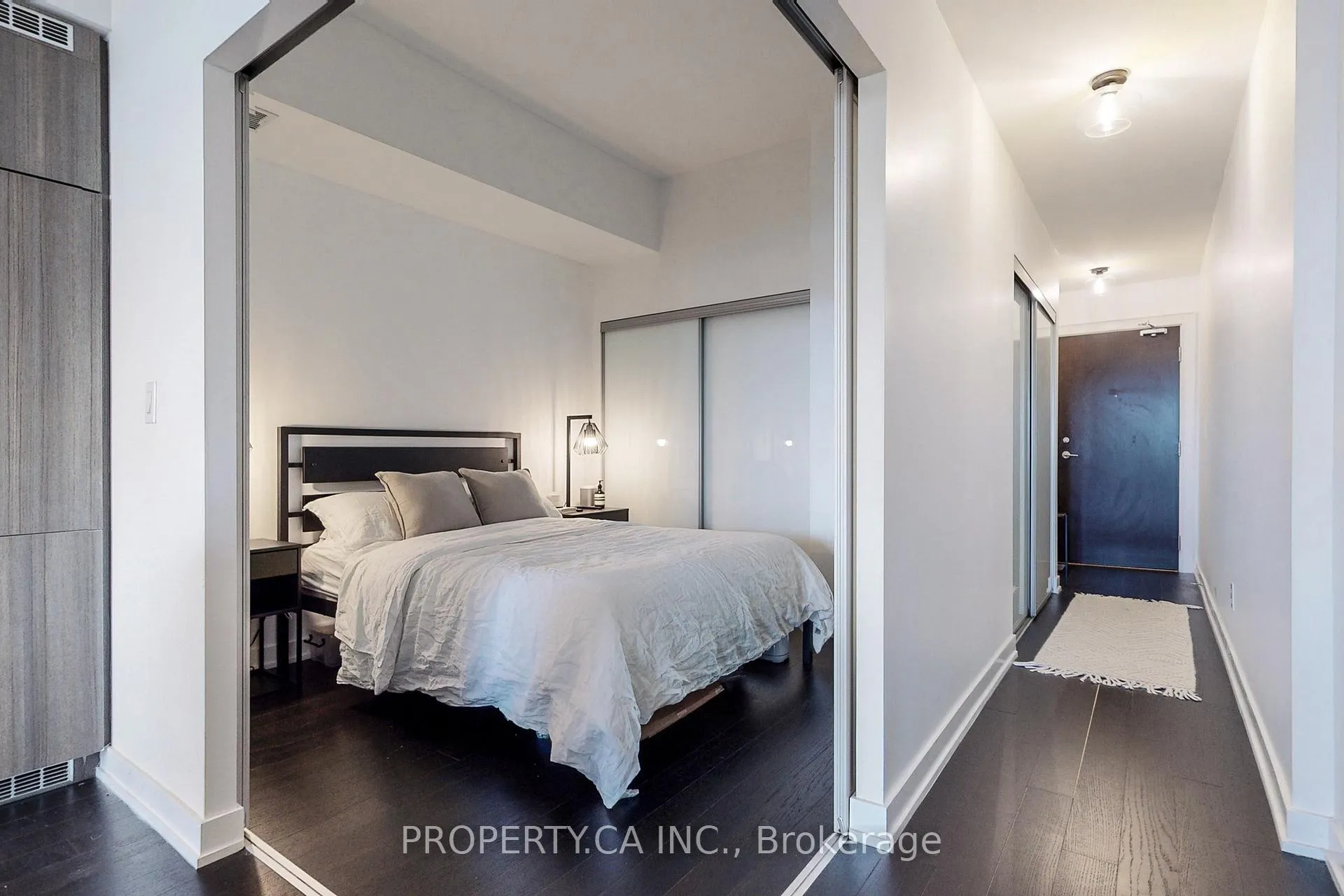 Photo 40 of Unit 403, 205 Manning Avenue, Toronto, Trinity-Bellwoods — HOMEH