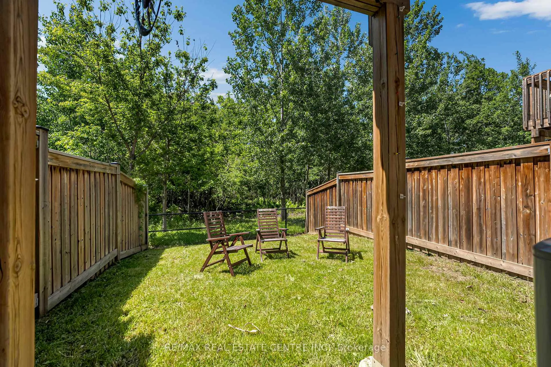 Photo 42 of 72 Lady Evelyn Crescent, Brampton, Bram West — HOMEH