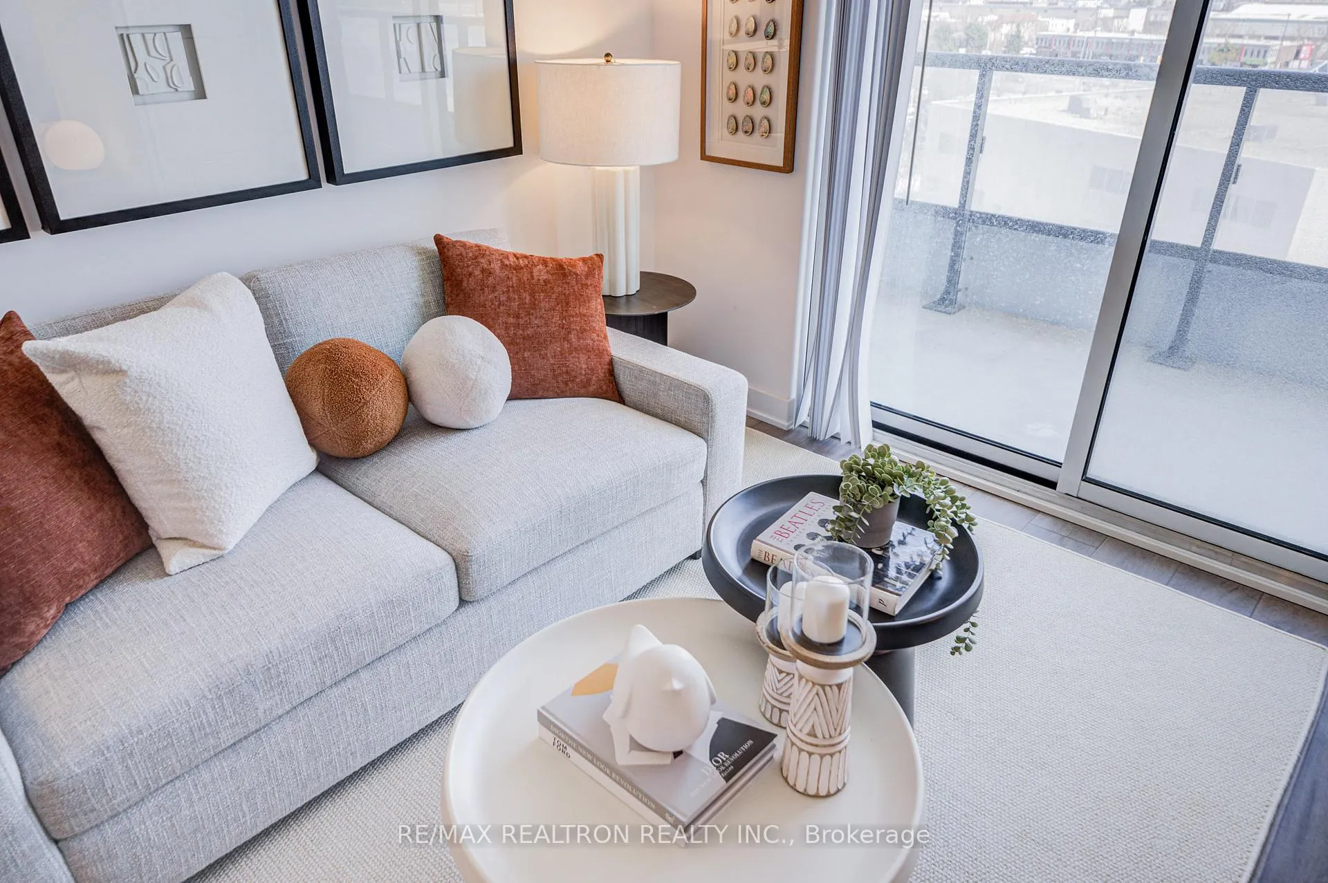 Photo 18 of Unit 717, 60 Honeycrisp Crescent, Vaughan, Vaughan Corporate Centre — HOMEH