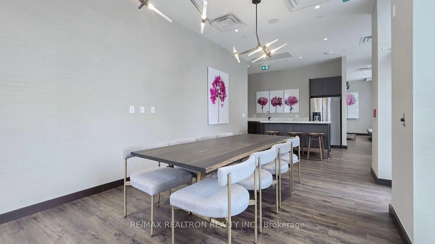Photo 44 of Unit 717, 60 Honeycrisp Crescent, Vaughan, Vaughan Corporate Centre — HOMEH