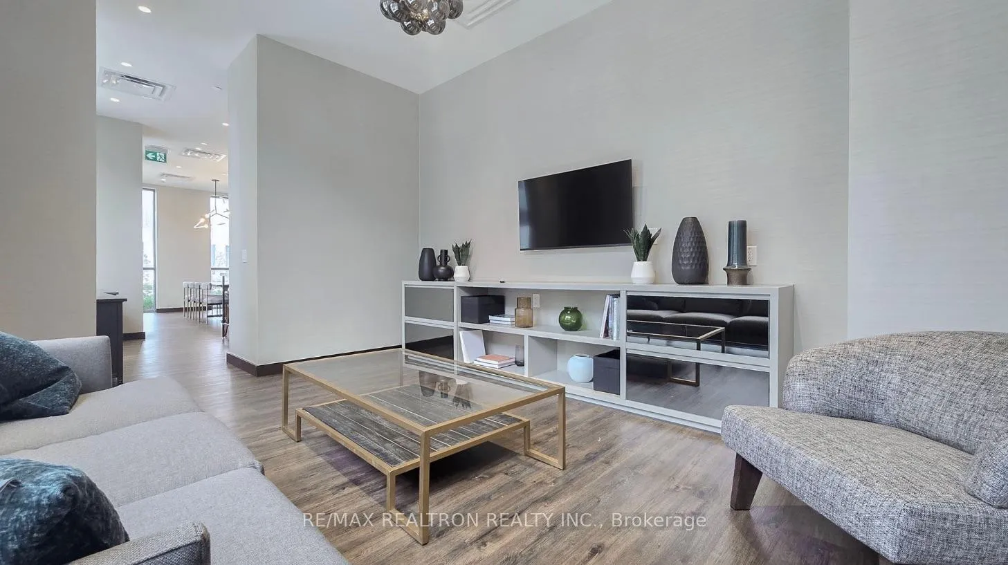Photo 47 of Unit 717, 60 Honeycrisp Crescent, Vaughan, Vaughan Corporate Centre — HOMEH