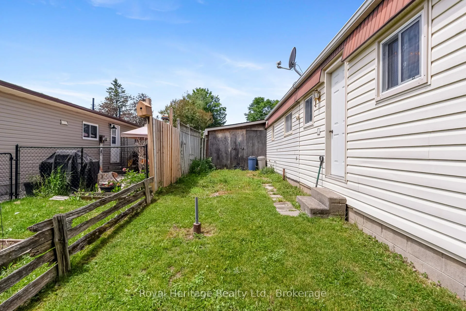 Photo 27 of 17 Circle Drive, Kawartha Lakes, Fenelon — HOMEH